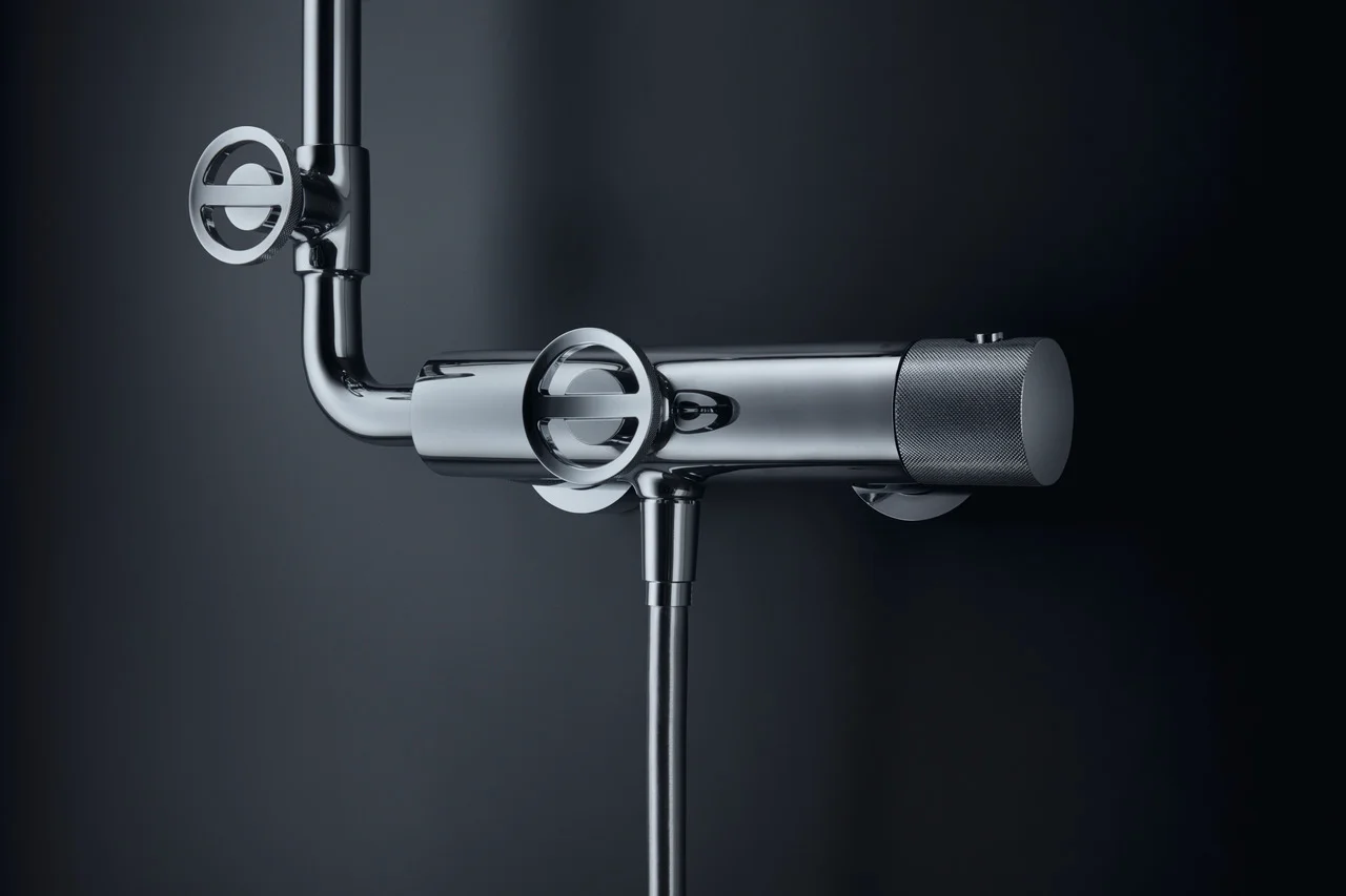 Hansgrohe AXOR Showers/front Showerpipe mit Thermostat und Kopfbrause 240 2jet, Chrom, Brausekopfgröße: 279 mm, Brausearmlänge: 470 mm Hansgrohe AXOR Showers/front Showerpipe mit Thermostat und Kopfbrause 240 2jet, Chrom, Brausekopfgröße: 279 mm, Brausearmlänge: 470 mm