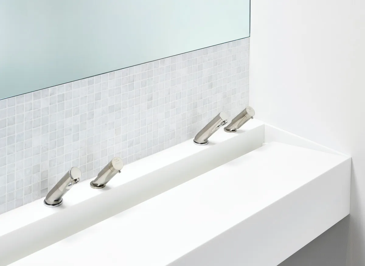 Waschbecken „Silhouette“ 240 × 47 × 20 cm in Weiß Waschbecken „Silhouette“ 240 × 47 × 20 cm in Weiß