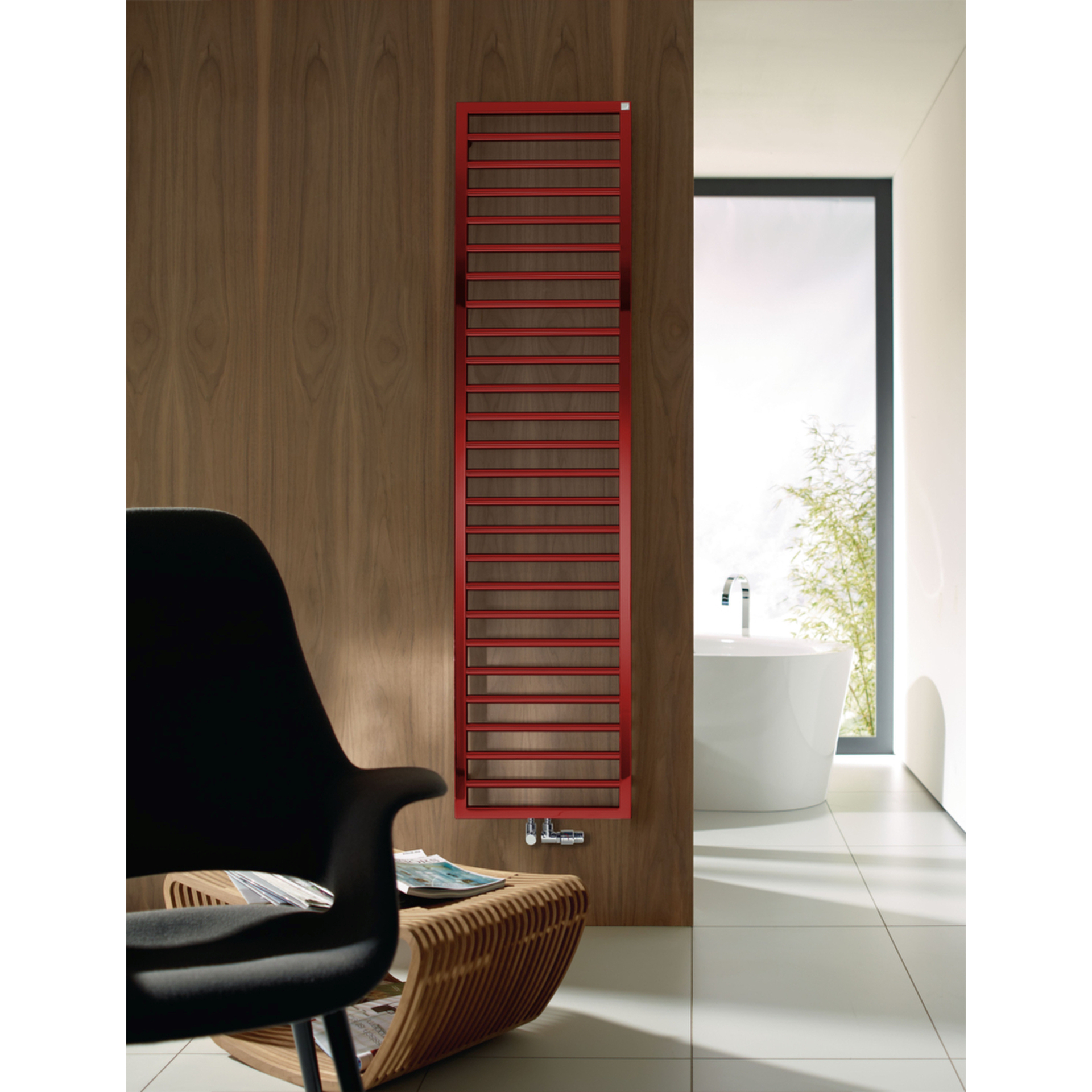 Zehnder Design-Elektroheizkörper „Subway“ 60 × 154,9 cm in Ruby Red (RAL 3003, glänzend)