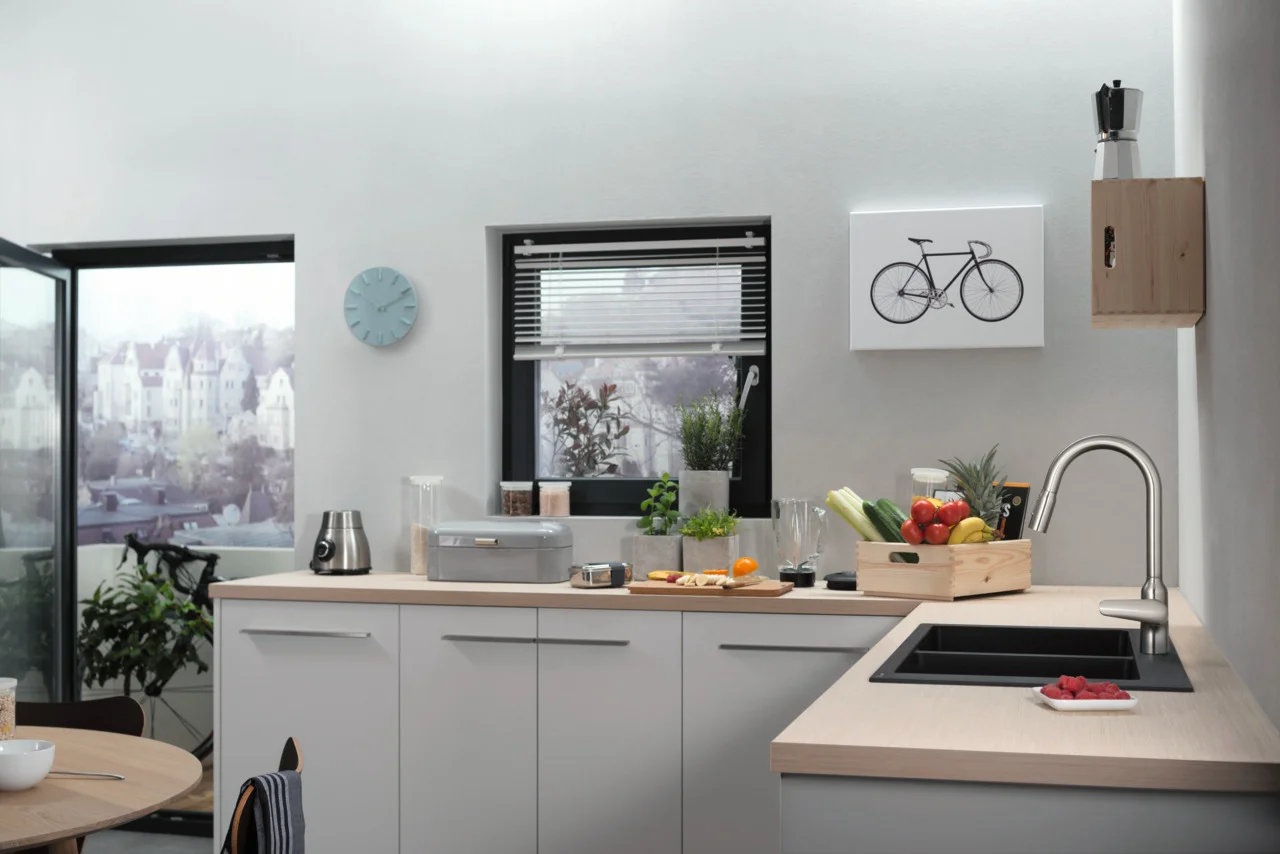 Hansgrohe Einbauspüle S51 Serie, Graphitschwarz, 370x370 mm, 2 Hauptbecken, Aufbau, Beckentiefe 190 mm Hansgrohe Einbauspüle S51 Serie, Graphitschwarz, 370x370 mm, 2 Hauptbecken, Aufbau, Beckentiefe 190 mm