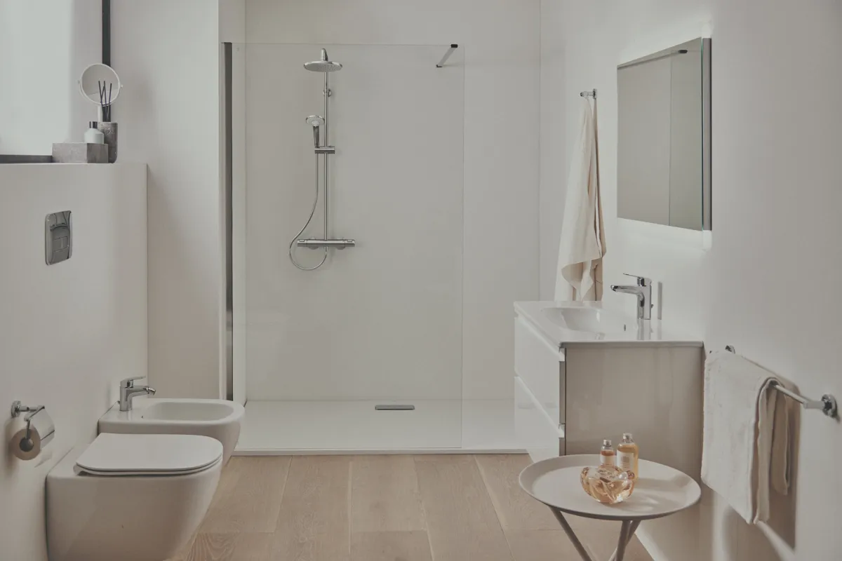 Ideal Standard Ceratherm T25 Duschsystem mit Brausethermostat Chrom Ideal Standard Ceratherm T25 Duschsystem mit Brausethermostat Chrom