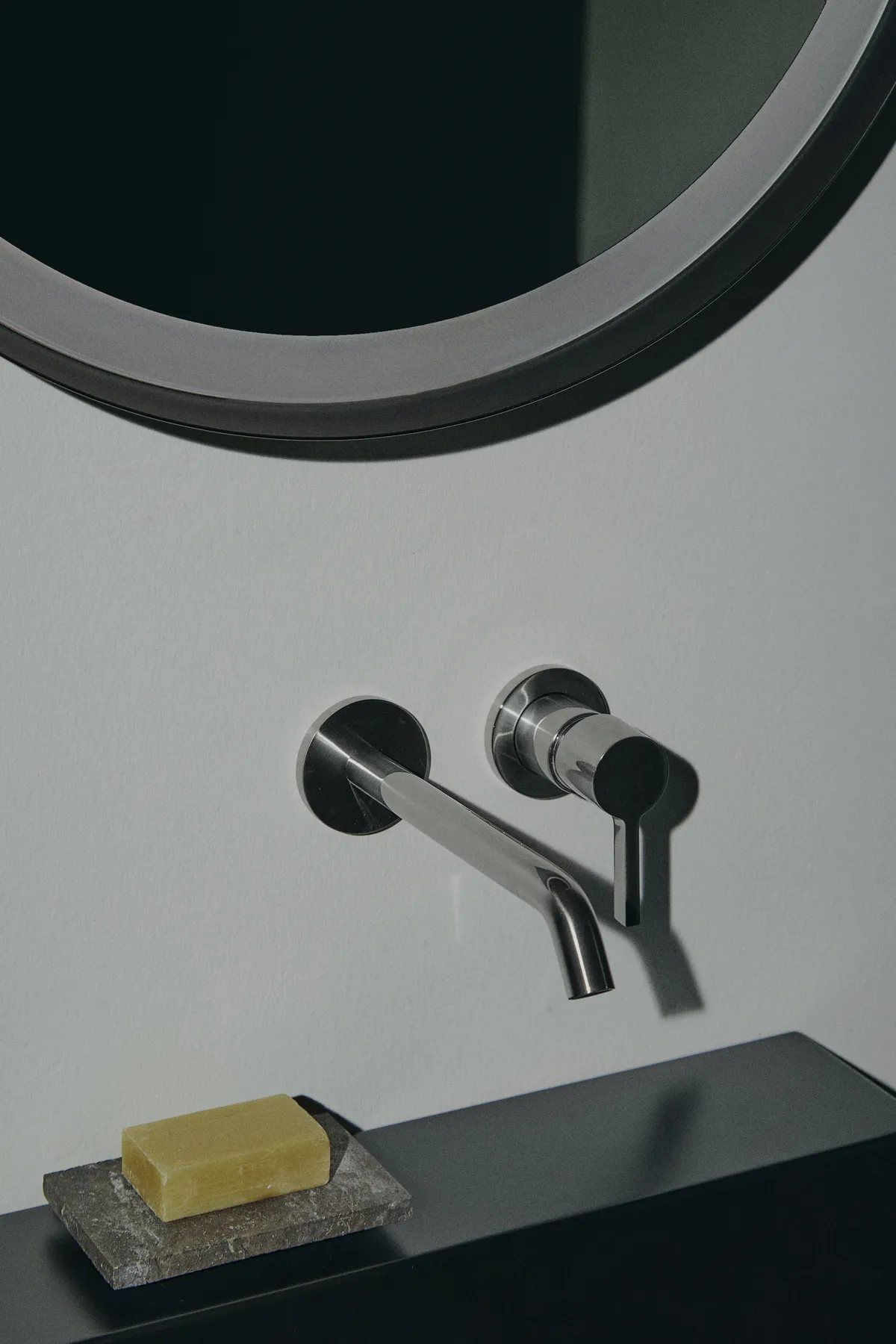 Ideal Standard Wand-Waschtischarmatur Joy Arm, runde Rosette, 220mm Ausladung, Chrom Ideal Standard Wand-Waschtischarmatur Joy Arm, runde Rosette, 220mm Ausladung, Chrom