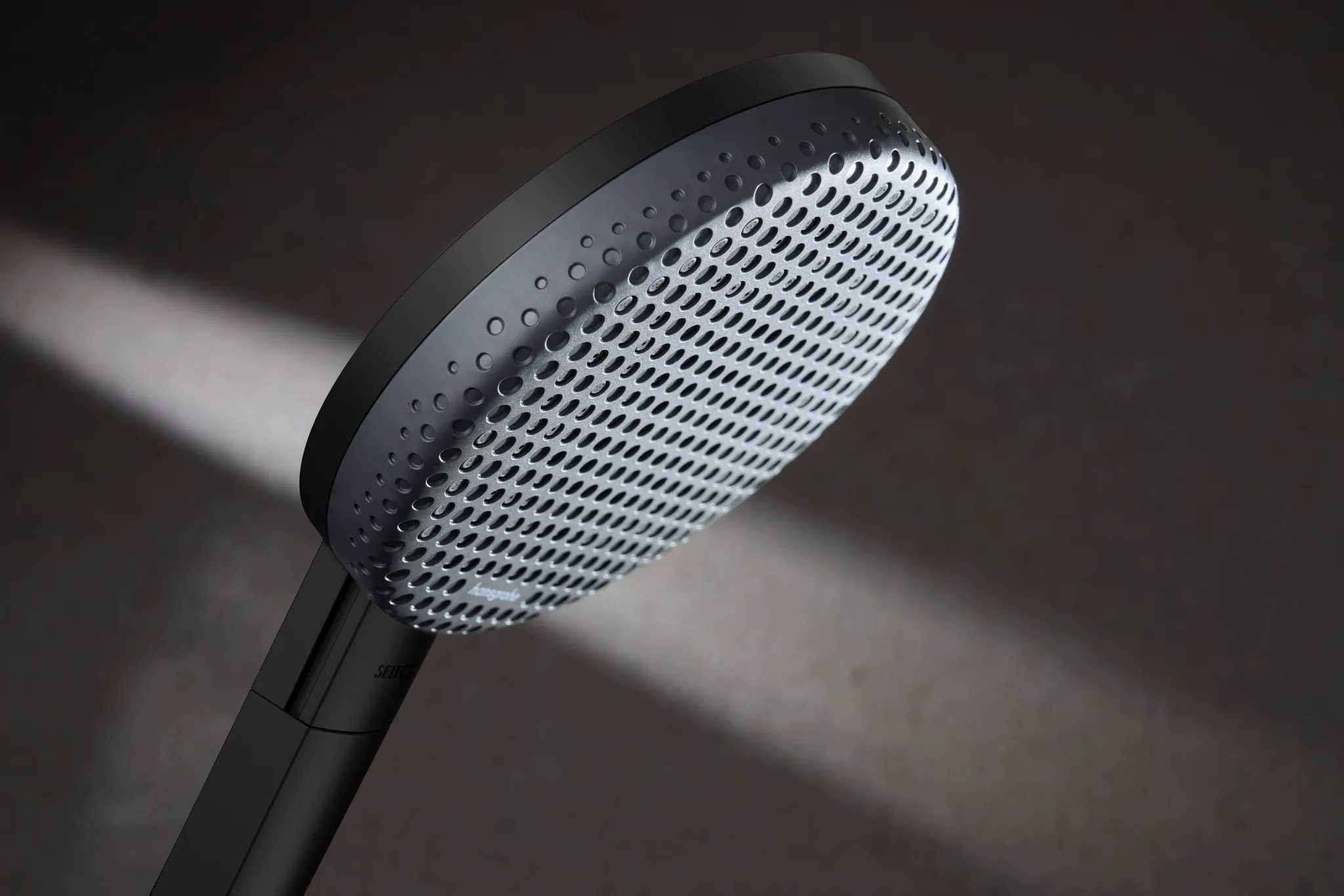 Gleitstangekombination „Raindance Alive Select“, Befestigung verdeckt in Mattschwarz Gleitstangekombination „Raindance Alive Select“, Befestigung verdeckt in Mattschwarz