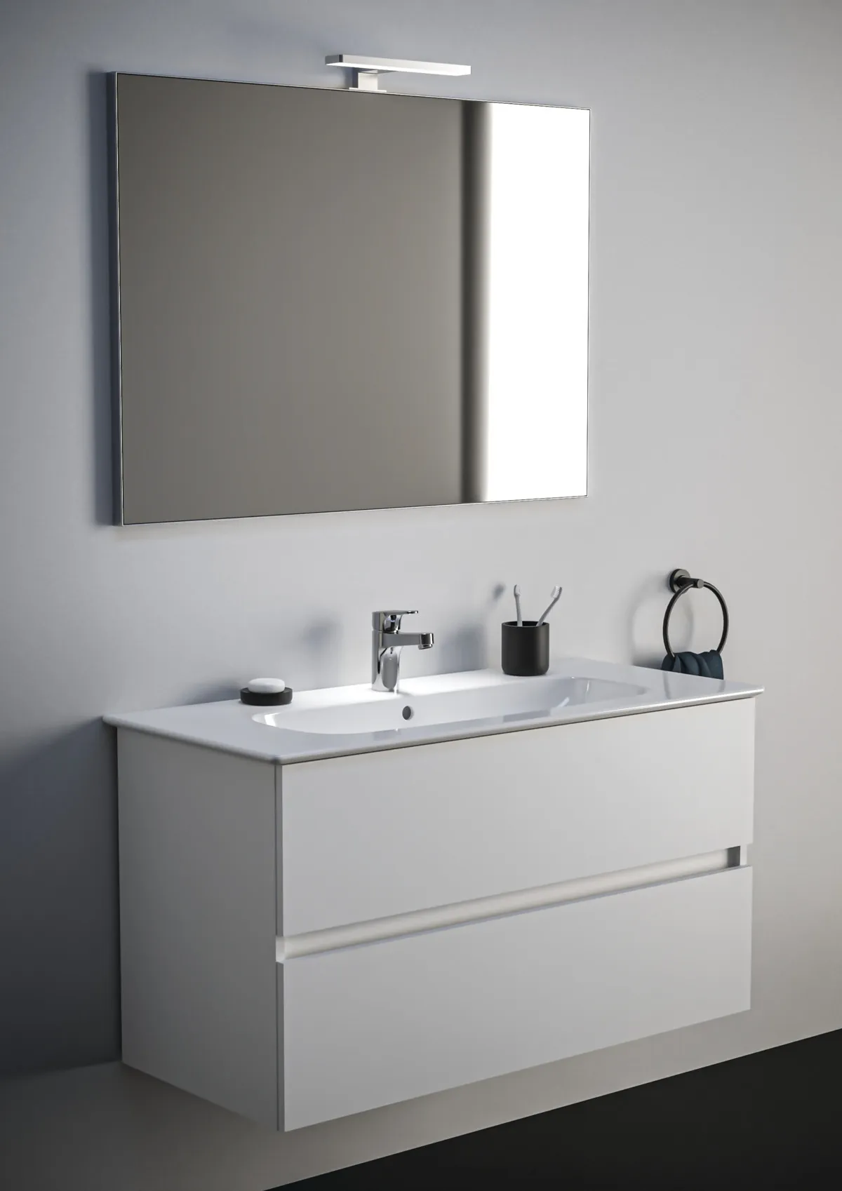 Ideal Standard Möbeldoppelwaschtischunterschrank Eurovit+ 4 Auszüge 1200x440x550mm Hochglanz weiß Ideal Standard Möbeldoppelwaschtischunterschrank Eurovit+ 4 Auszüge 1200x440x550mm Hochglanz weiß