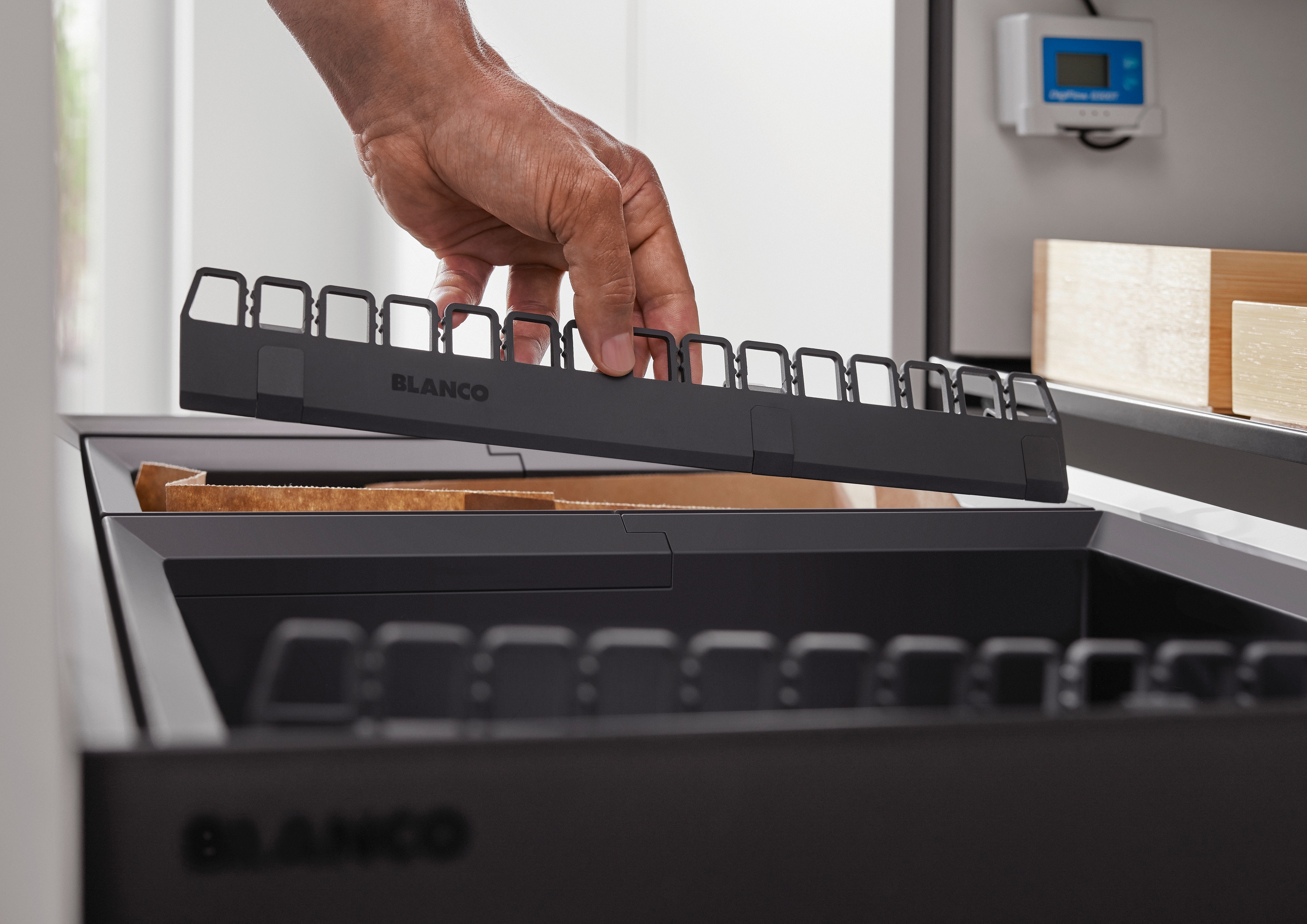 BLANCO SELECT Clip BLANCO SELECT Clip