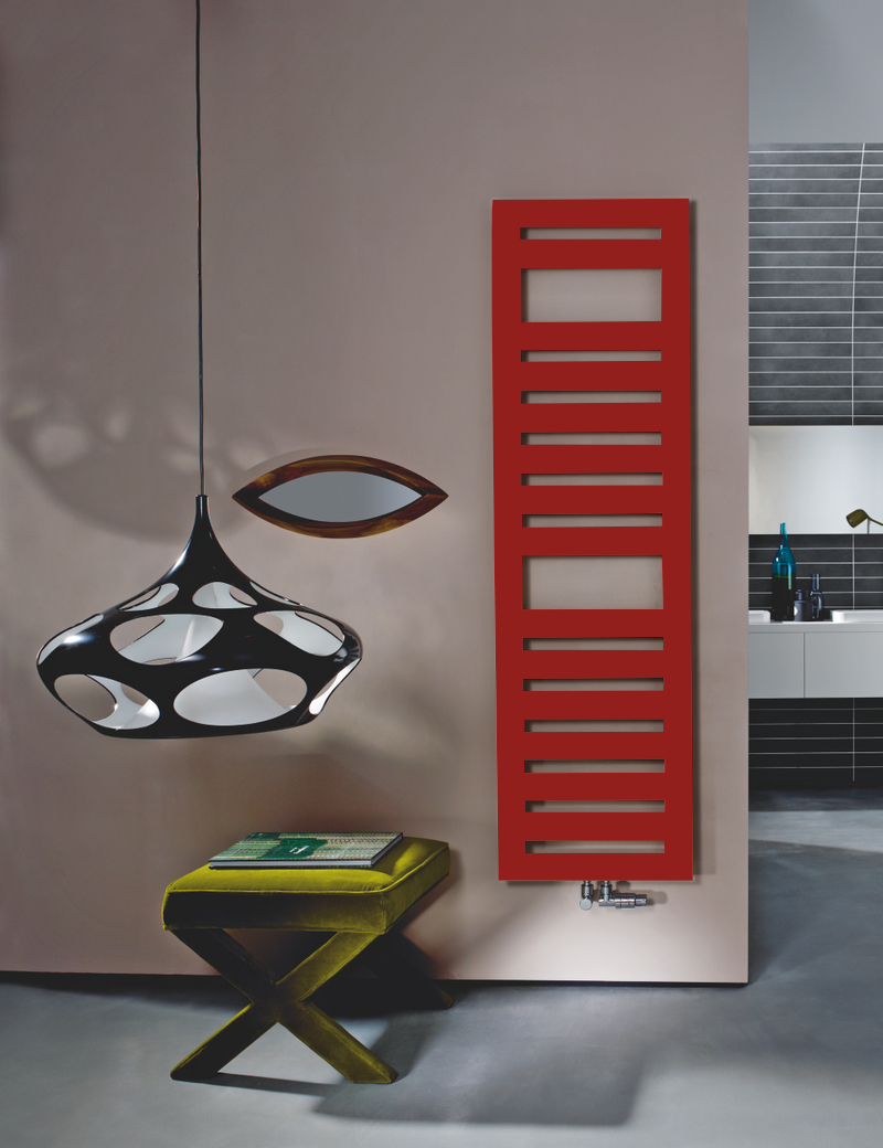 Zehnder Design-Heizkörper „Metropolitan Spa“ für Warmwasser-Zentralheizung mit 50 mm-Mittelanschluss und integriertem Thermostat „Completto“ 40 × 80,5 cm in Grey Aluminium (glänzend)