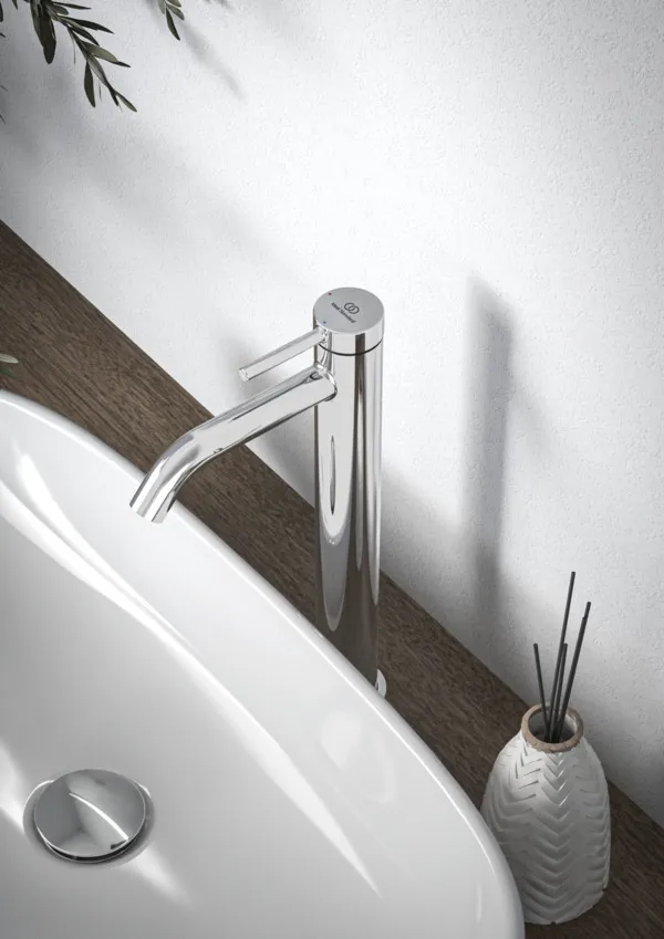 Waschtischarmatur Ceraline Nuovo Ausladung 135mm verlängerter Sockel mit Push-Open Ventil Chrom Waschtischarmatur Ceraline Nuovo Ausladung 135mm verlängerter Sockel mit Push-Open Ventil Chrom