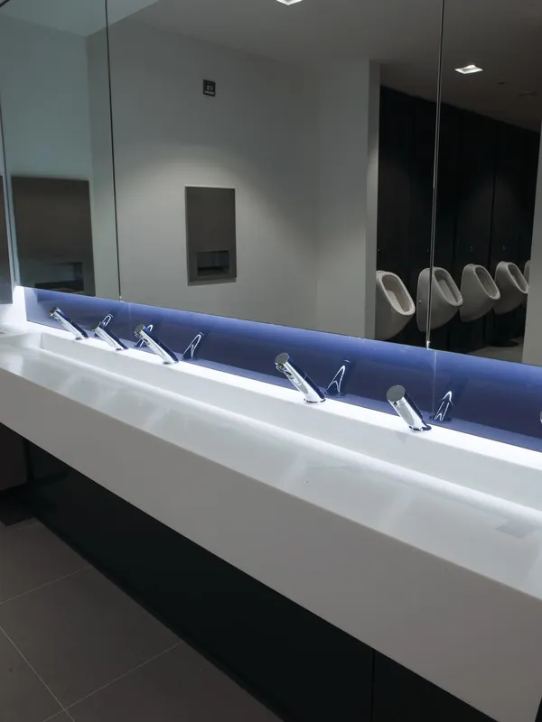 Waschbecken „Silhouette“ 300 × 47 × 20 cm in Weiß Waschbecken „Silhouette“ 300 × 47 × 20 cm in Weiß