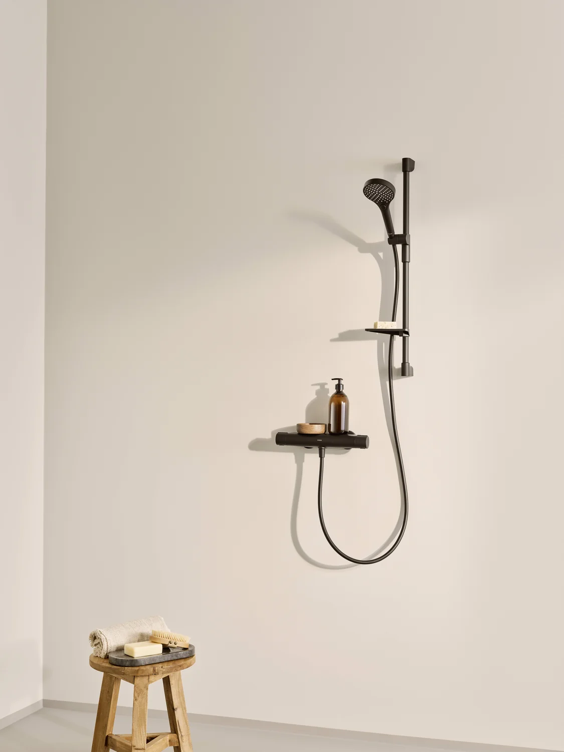 HansaVIVA Wandstangen-Brausenset Hansaviva 2023, Matt-Schwarz