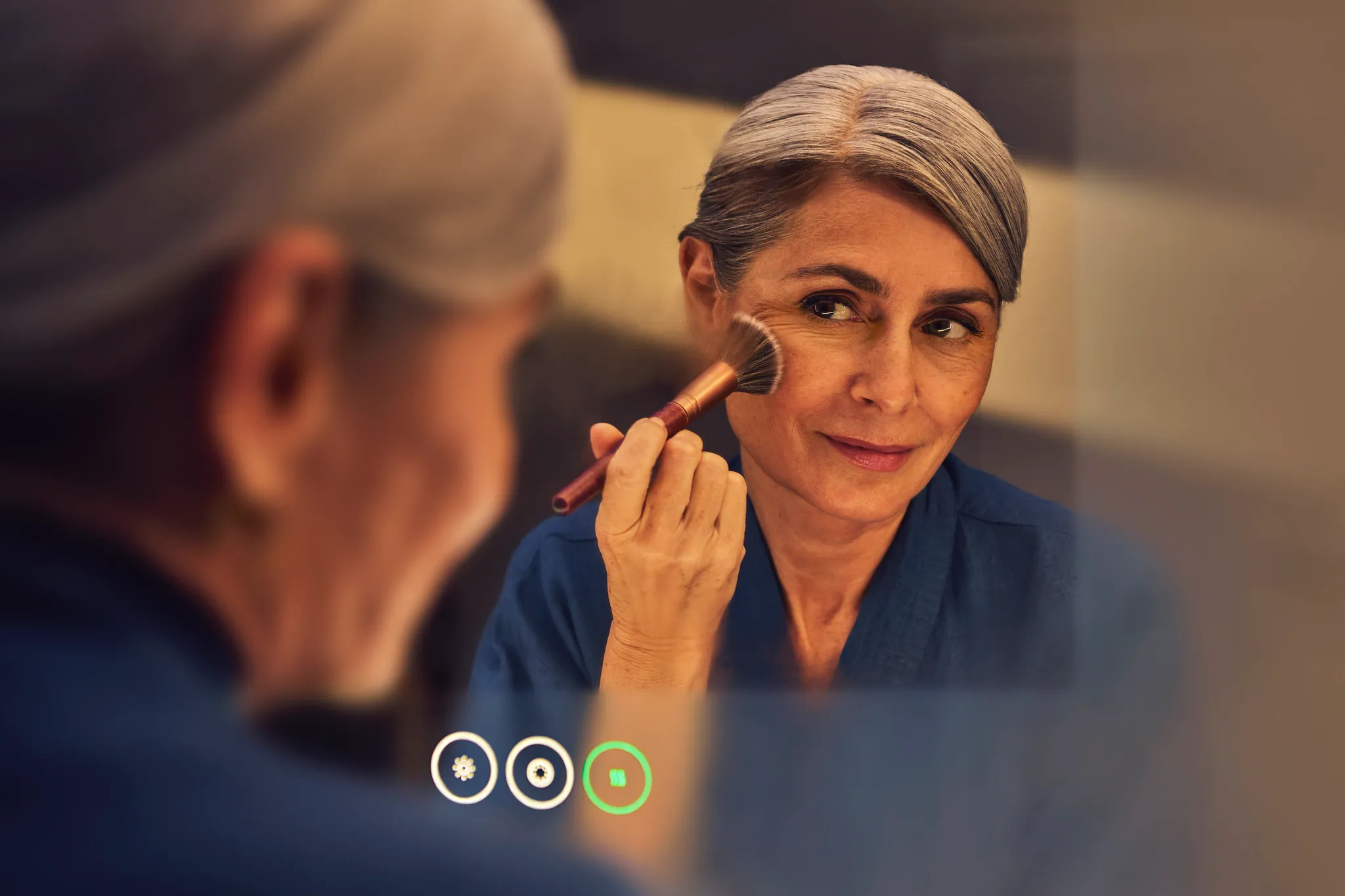 Hansgrohe Xarita E Spiegel mit LED-Beleuchtung, 1600x700x50 mm, Mattweiß Hansgrohe Xarita E Spiegel mit LED-Beleuchtung, 1600x700x50 mm, Mattweiß