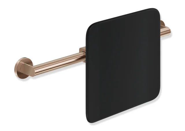 HEWI Rückensitz System 900, PVD beschichtet, Kupfer gebürstet, Wandmontage, Achsmaß 582–682 mm, Tiefe 150 mm, Lehne schwarz