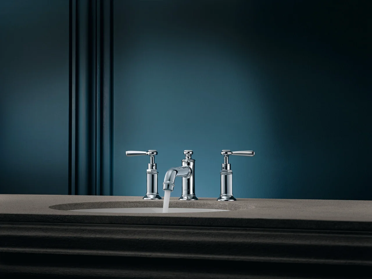Hansgrohe AXOR Montreux 3-Loch Waschtischarmatur mit Hebelgriff in Chrom, Ausladung 143 mm, Auslaufhöhe 30 mm