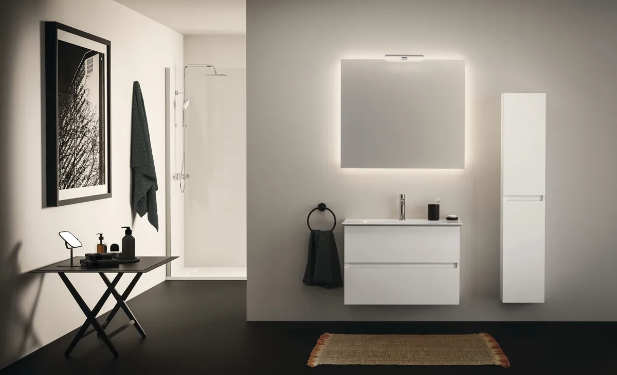 Ideal Standard Hochschrank „Eurovit+“ 30 × 150 × 23,6 cm Hochglanz grau lackiert Ideal Standard Hochschrank „Eurovit+“ 30 × 150 × 23,6 cm Hochglanz grau lackiert