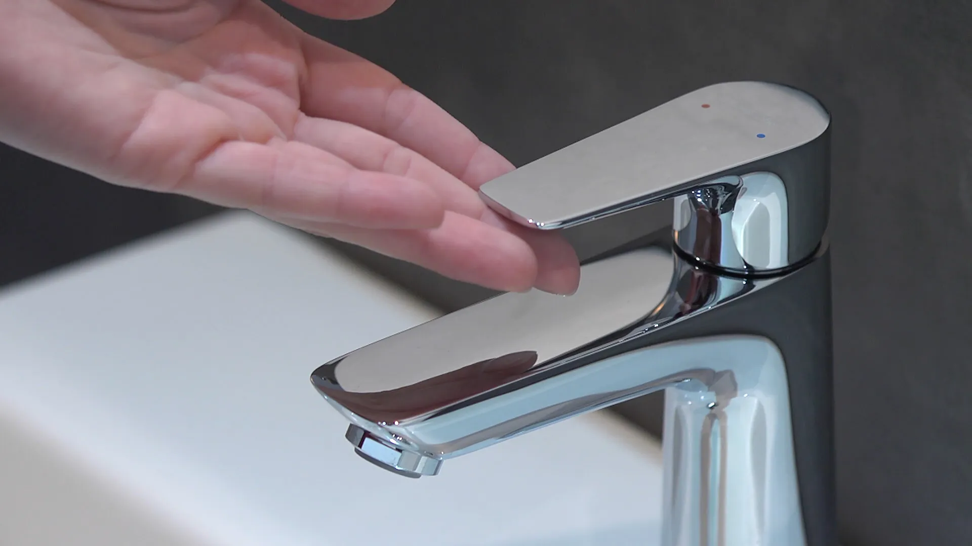 Hansgrohe Talis E Einhebel-Waschtischmischer 110 mit Zugstangen-Ablaufgarnitur, Chrom Hansgrohe Talis E Einhebel-Waschtischmischer 110 mit Zugstangen-Ablaufgarnitur, Chrom