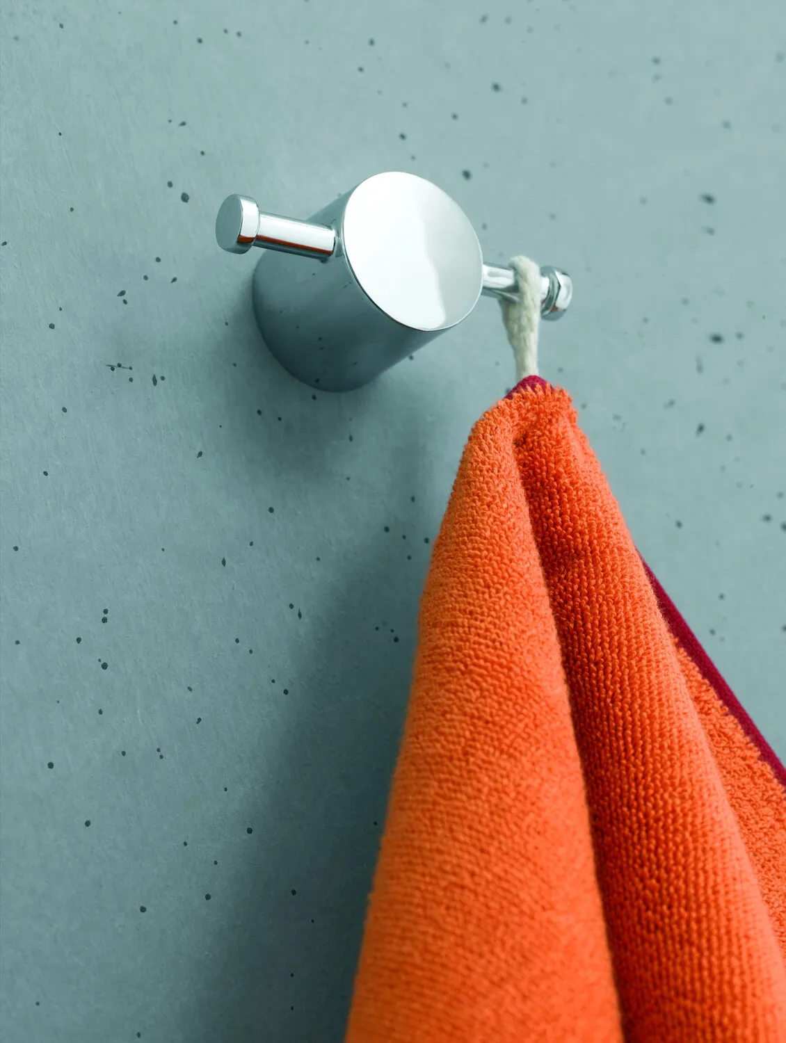 emco Doppelhaken „rondo 2“ chrom in chrom, Befestigung verdeckt emco Doppelhaken „rondo 2“ chrom in chrom, Befestigung verdeckt