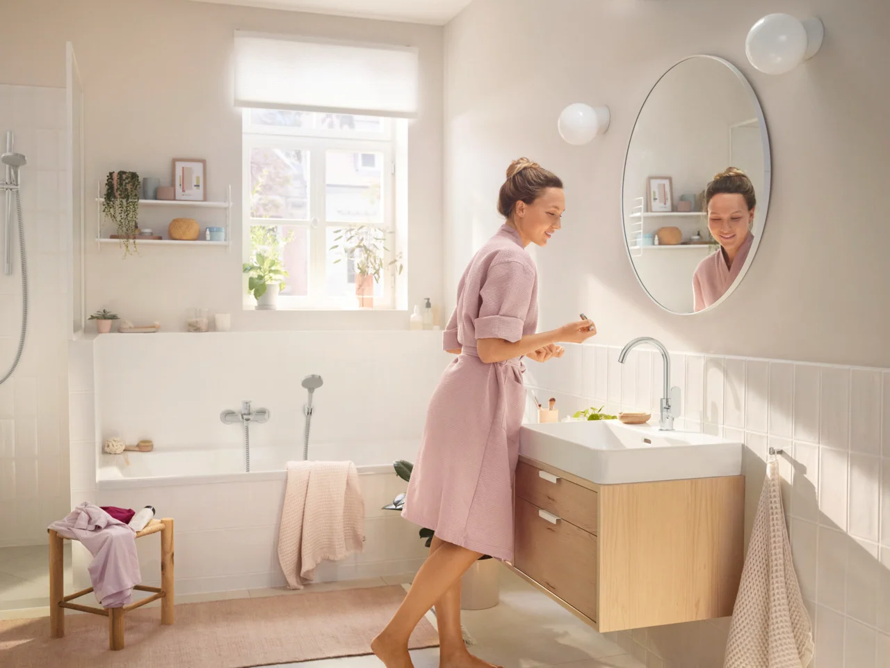 Hansgrohe Einhebel-Waschtischmischer Rebris S, Chrom, Ausladung 154 mm, Auslaufhöhe 222 mm, Schwenkbereich 120°, Normalstrahl, max. Durchfluss 5 l/min, Keramikmischsystem, einstellbare Temperaturbegrenzung, für Durchlauferhitzer geeignet