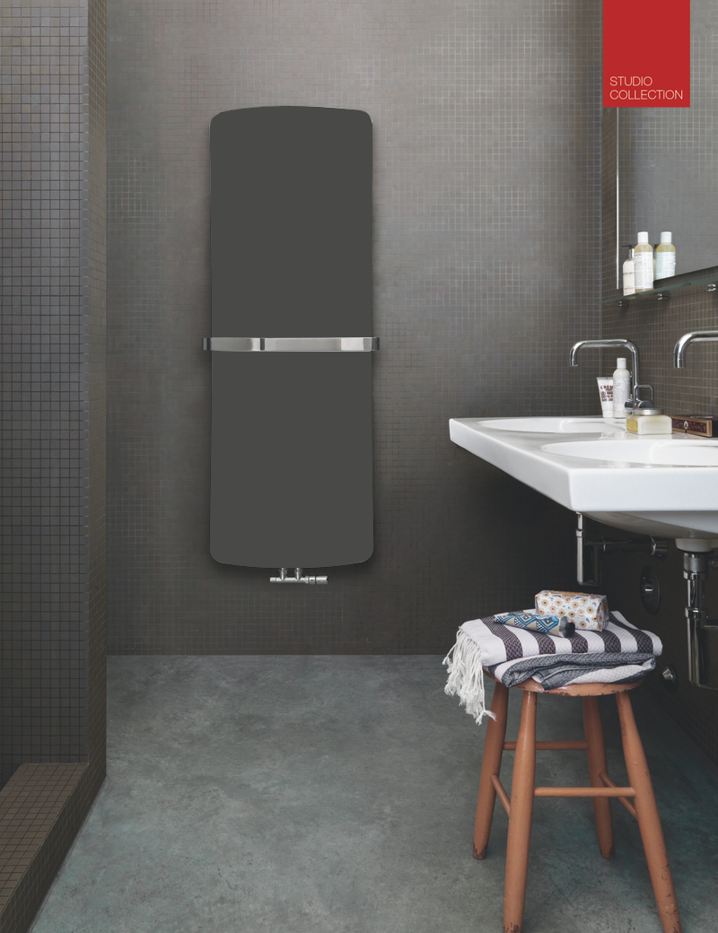 Zehnder Design-Heizkörper „Folio Belt“ für Warmwasser-Zentralheizung mit 50 mm-Mittelanschluss 43 × 115,6 cm in Anthracite (glänzend)