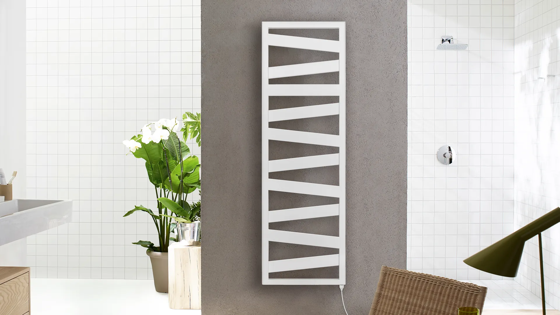 Zehnder Design-Handtuchwärmer „Ribbon“ 50 × 126,6 cm in Yellow Grey (RAL 7034)