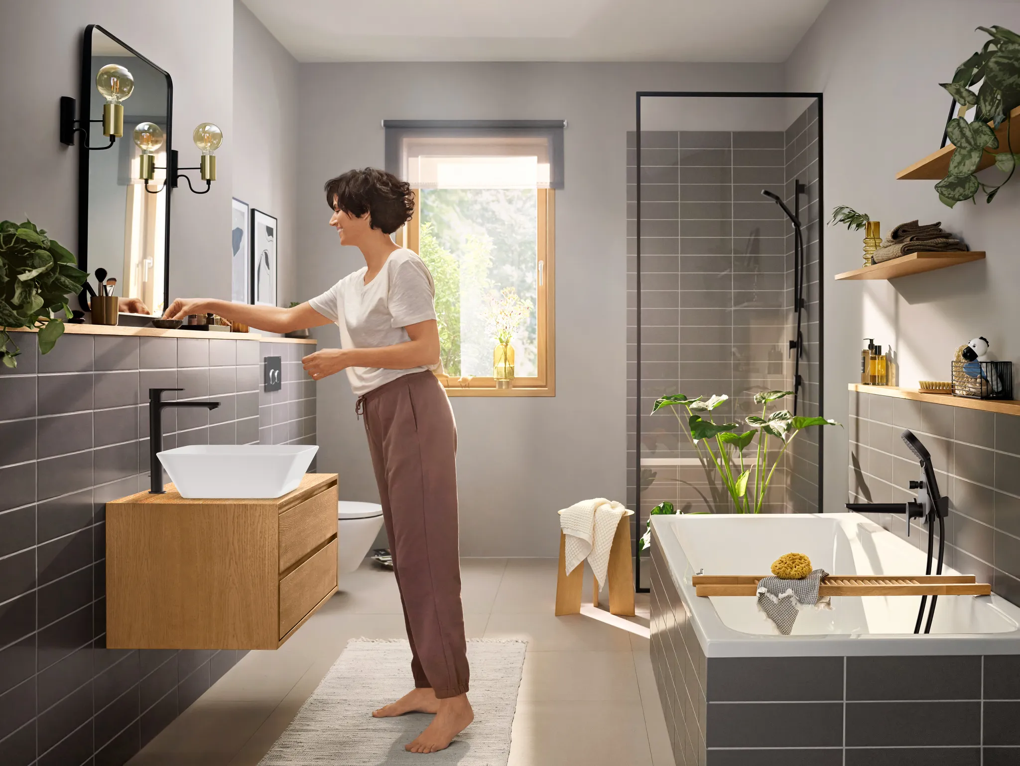 Hansgrohe Rebris E Einhebel-Waschtischmischer 240 CoolStart, Mattschwarz Hansgrohe Rebris E Einhebel-Waschtischmischer 240 CoolStart, Mattschwarz