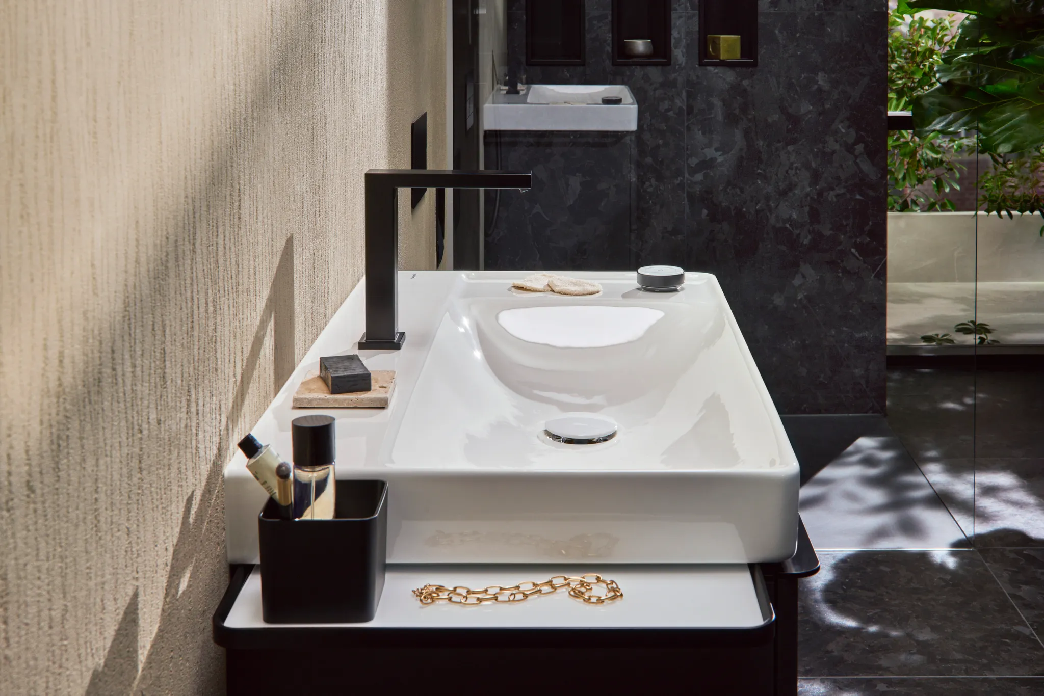 Xelu Q Waschtisch mit Ablage rechts 800/480 mit 2 Hahnlöchern ohne Überlauf, SmartClean Weiß Xelu Q Waschtisch mit Ablage rechts 800/480 mit 2 Hahnlöchern ohne Überlauf, SmartClean Weiß