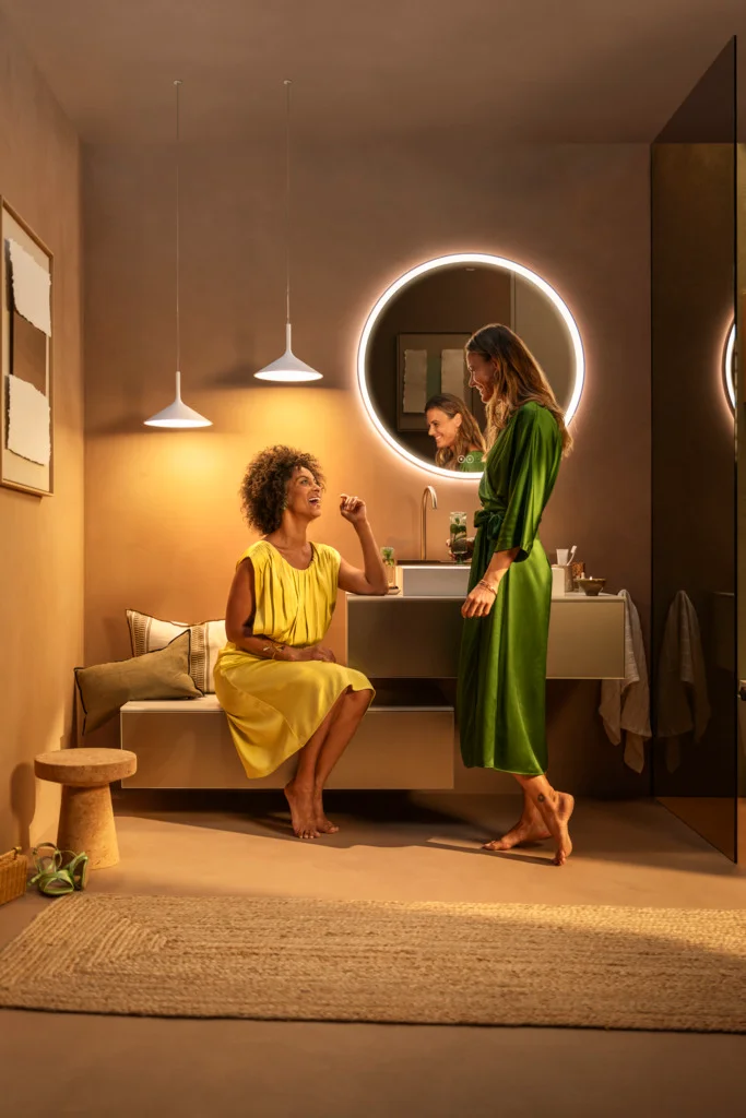 Hansgrohe Xarita S Spiegel 900/50 mit LED-Beleuchtung, kapazitivem Berührungssensor und AntiFog-Funktion in Mattweiß