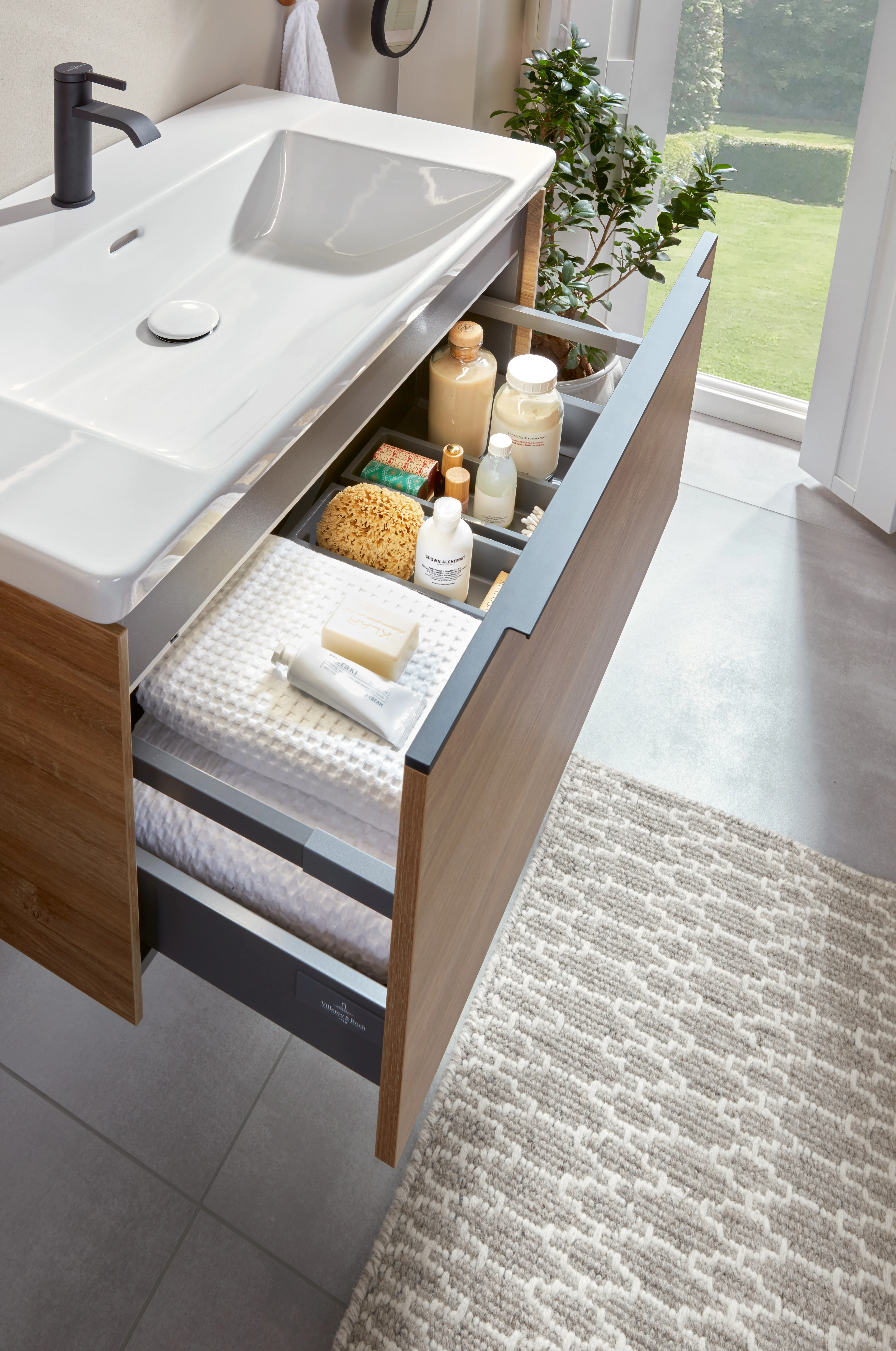 Villeroy & Boch Wandwaschtisch aus TitanCeram „Subway 3.0“ 800 × 470 × 165 mm, ohne Hahnlochbohrung, Hahnlochposition mittig in Weiß Alpin Villeroy & Boch Wandwaschtisch aus TitanCeram „Subway 3.0“ 800 × 470 × 165 mm, ohne Hahnlochbohrung, Hahnlochposition mittig in Weiß Alpin