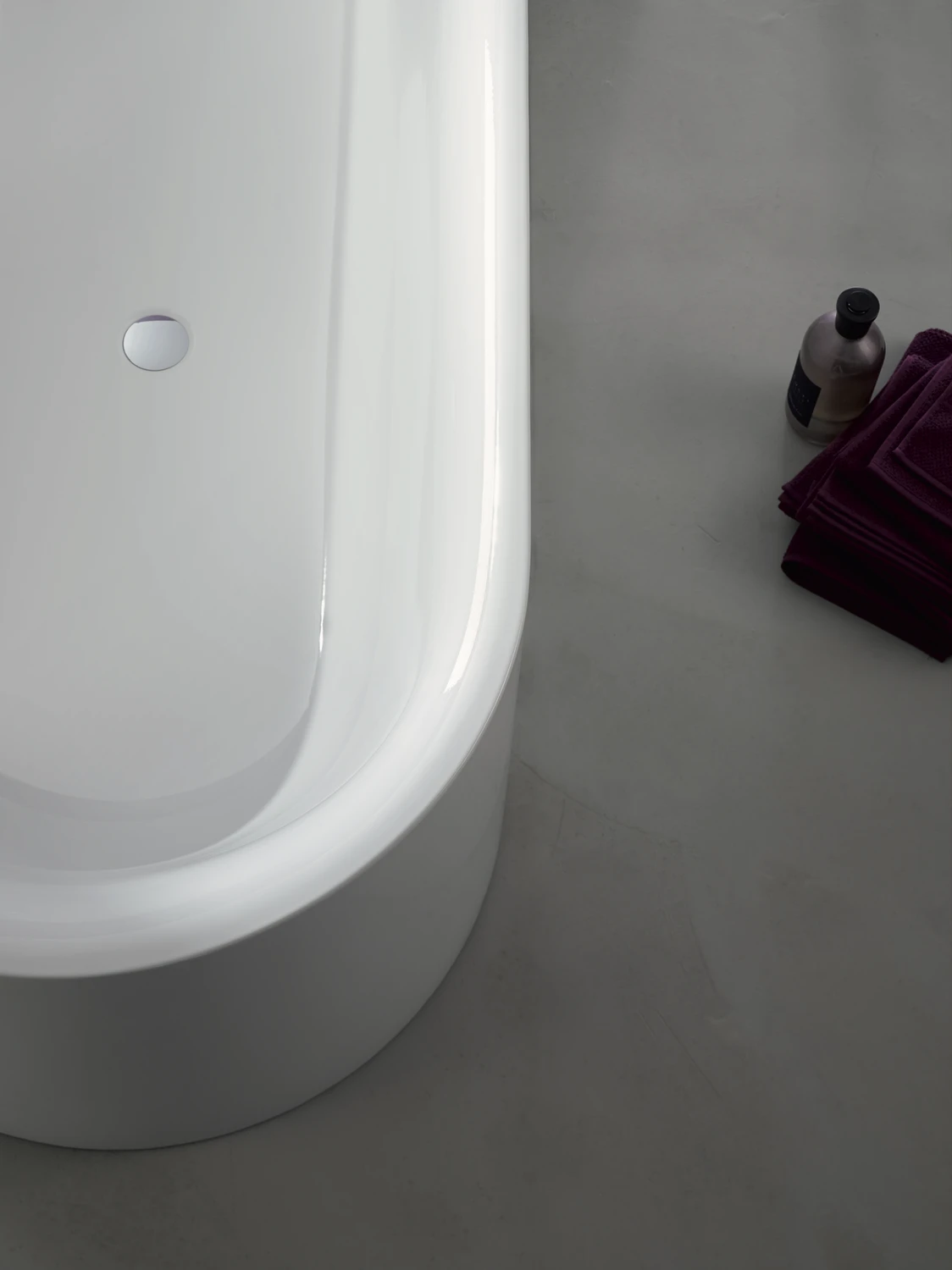 Bette oval Badewanne „BetteLux Oval Silhouette“ 190 × 90 cm in Silver Bette oval Badewanne „BetteLux Oval Silhouette“ 190 × 90 cm in Silver