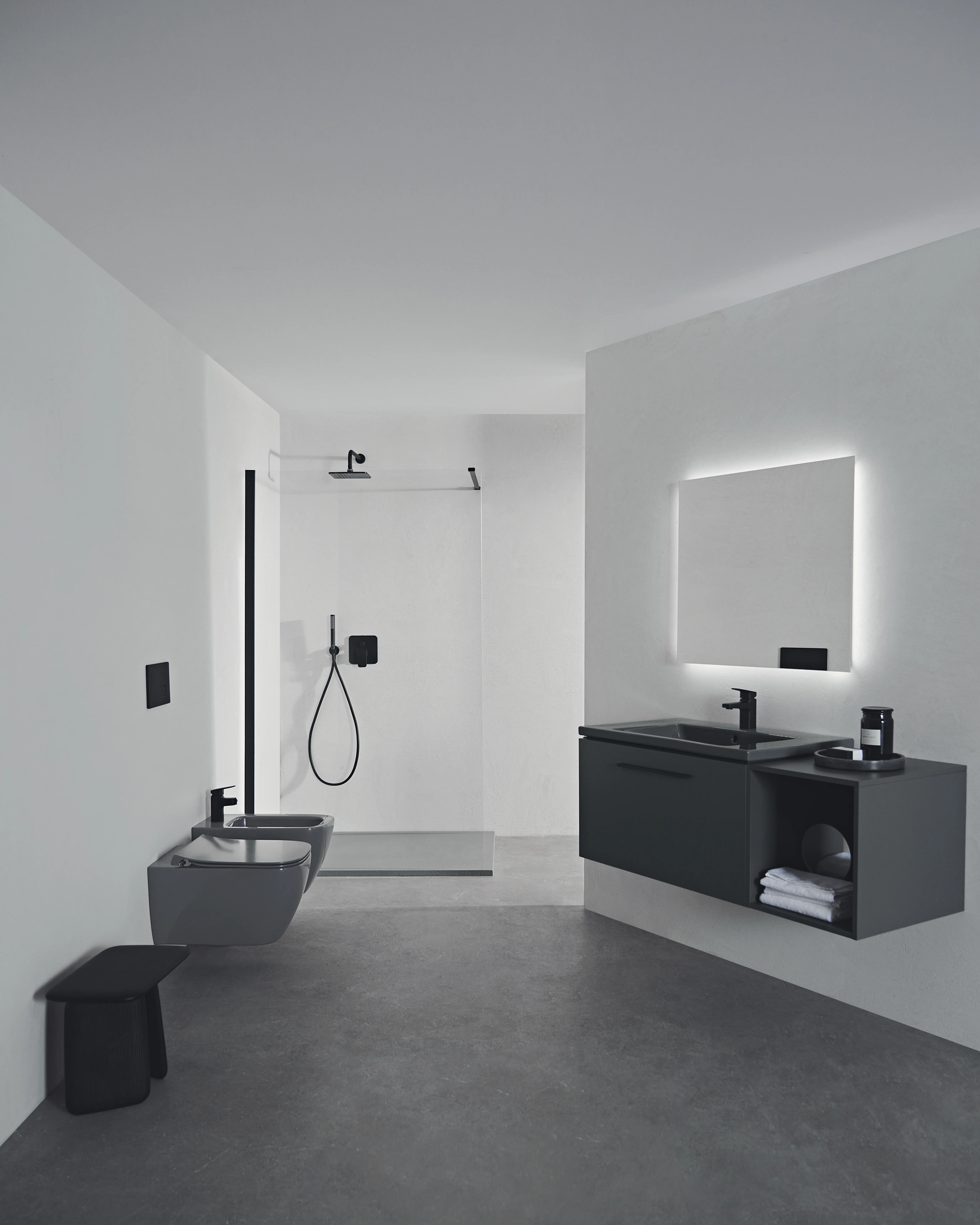 WC „i.lifeB“ 35,5 × 33,5 × 54 cm in Grau WC „i.lifeB“ 35,5 × 33,5 × 54 cm in Grau