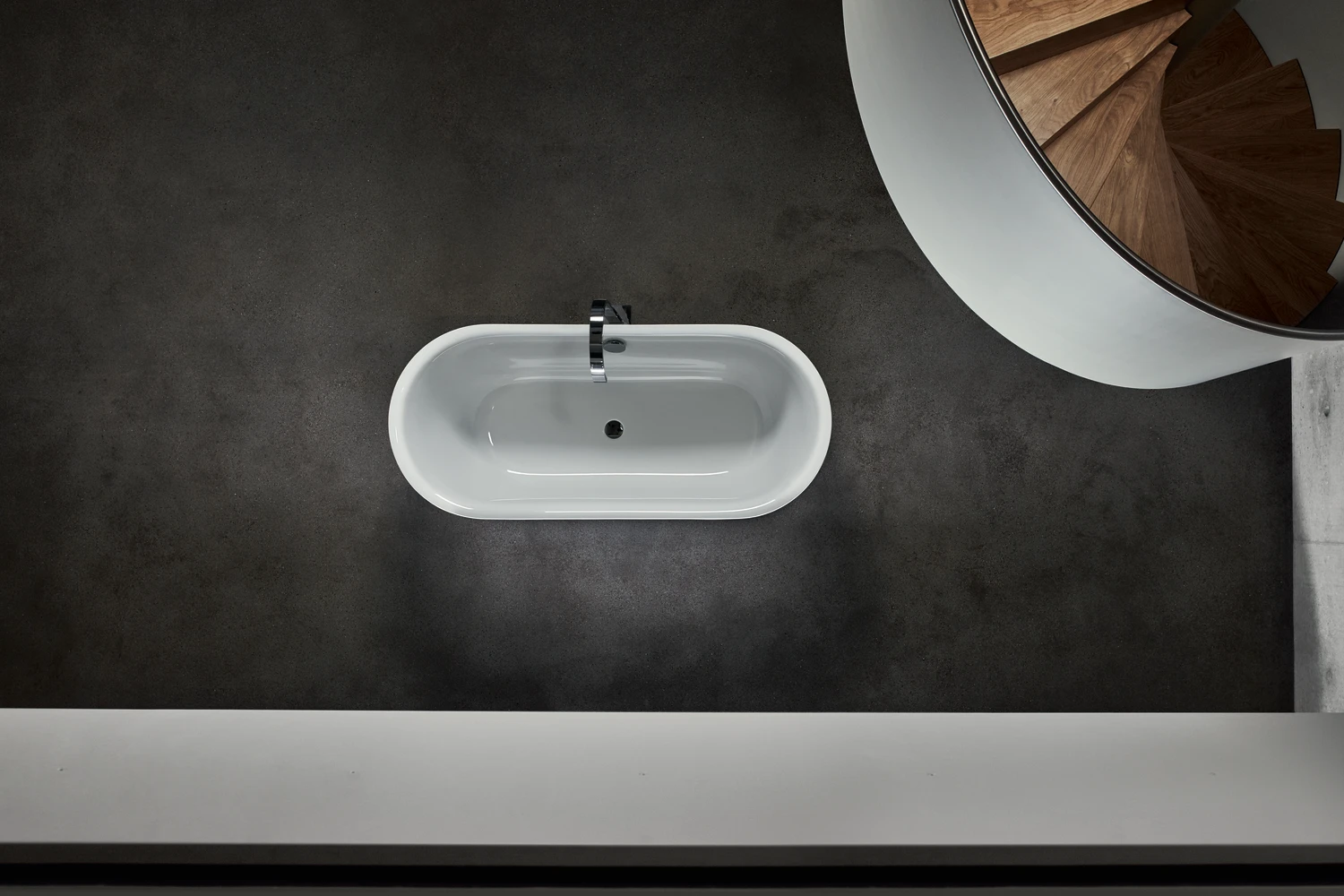 Bette oval Badewanne „BetteLux Oval Silhouette“ 170 × 75 cm in Weiß, /