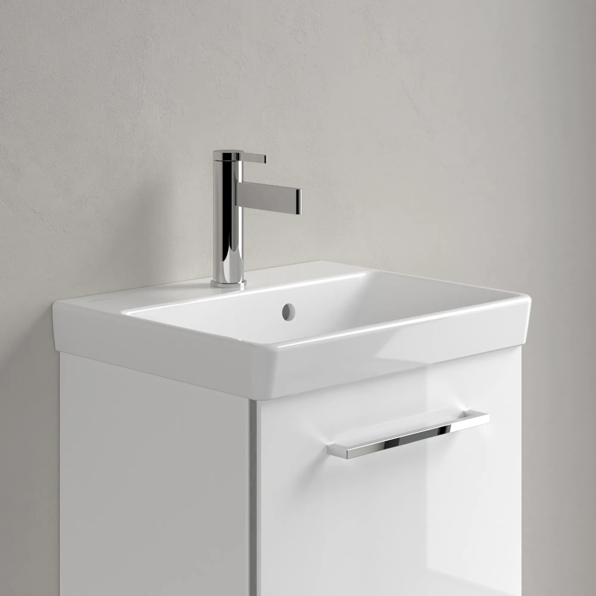 Villeroy & Boch Handwaschbecken „Avento“ 450 × 370 × 150 mm, für Becken mittig, mit Hahnlochbohrung, Hahnlochposition mittig in Weiß Alpin Villeroy & Boch Handwaschbecken „Avento“ 450 × 370 × 150 mm, für Becken mittig, mit Hahnlochbohrung, Hahnlochposition mittig in Weiß Alpin