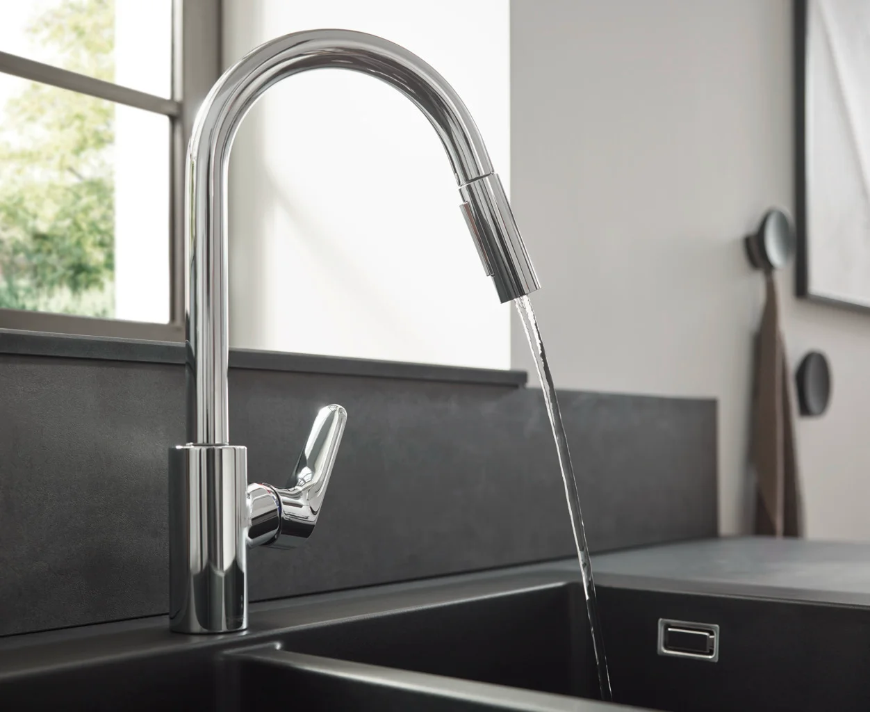 Hansgrohe Focus M41 Eco Einhebel-Küchenmischer mit Ausziehbrause 2jet in Chrom, ComfortZone 240, Schwenkbereich einstellbar auf 110° oder 150°, Laminarstrahl und Brausestrahl arretierbar, MagFit magnetische Brausehalterung, Quick-Connect Schlauch, max. D Hansgrohe Focus M41 Eco Einhebel-Küchenmischer mit Ausziehbrause 2jet in Chrom, ComfortZone 240, Schwenkbereich einstellbar auf 110° oder 150°, Laminarstrahl und Brausestrahl arretierbar, MagFit magnetische Brausehalterung, Quick-Connect Schlauch, max. D