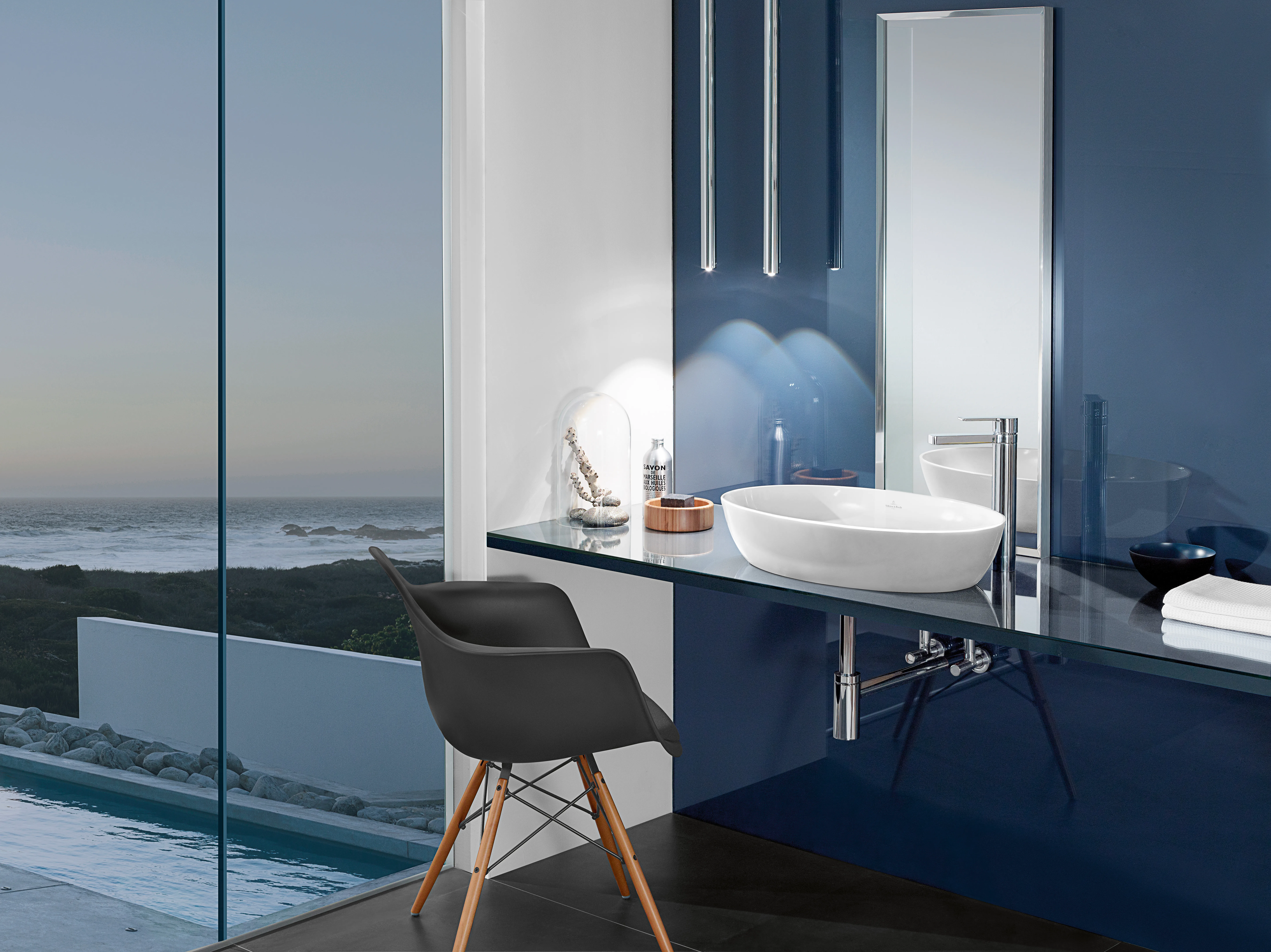 Villeroy & Boch Aufsatzwaschtisch aus TitanCeram „Artis“ 610 × 410 × 130 mm in Weiß Alpin Villeroy & Boch Aufsatzwaschtisch aus TitanCeram „Artis“ 610 × 410 × 130 mm in Weiß Alpin