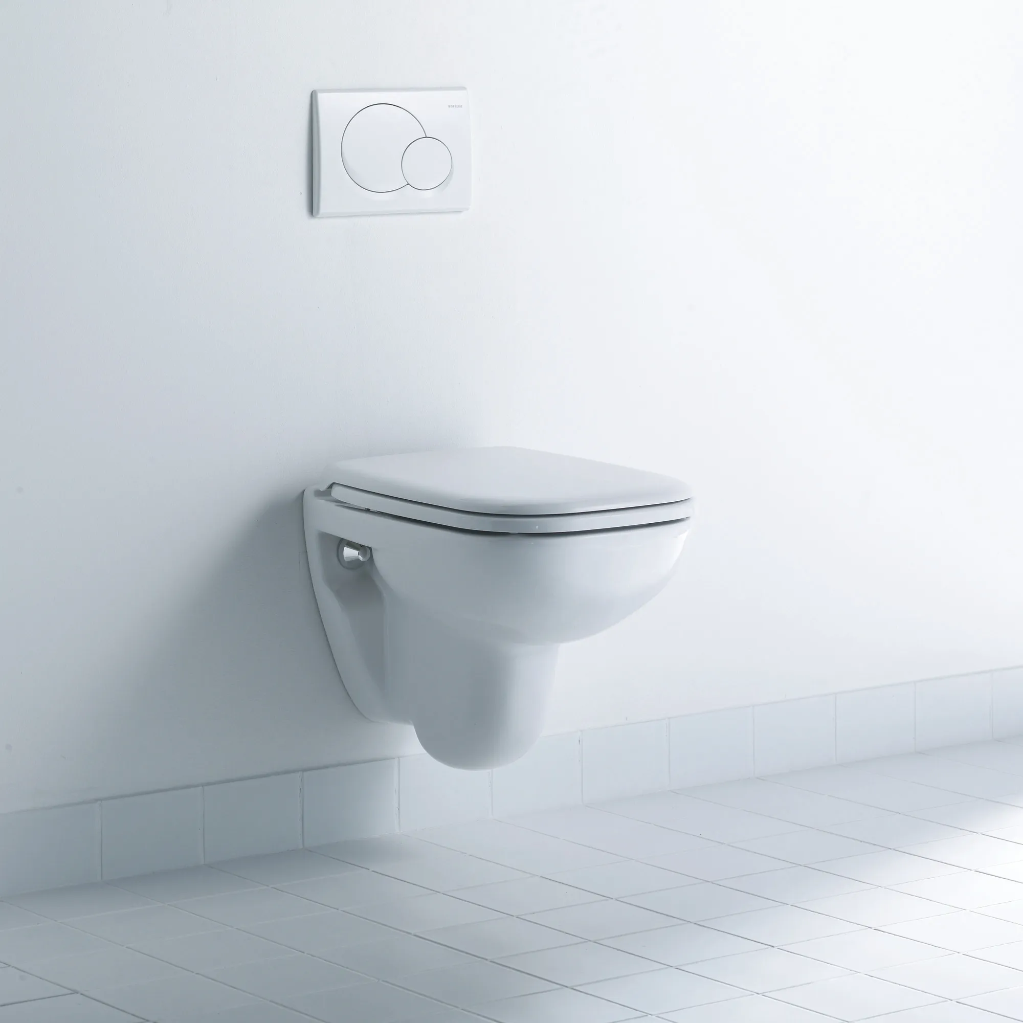 Duravit WC-Sitz Compact „D-Code“ 36 × 43 × 4 cm in, Scharniere Edelstahl Duravit WC-Sitz Compact „D-Code“ 36 × 43 × 4 cm in, Scharniere Edelstahl