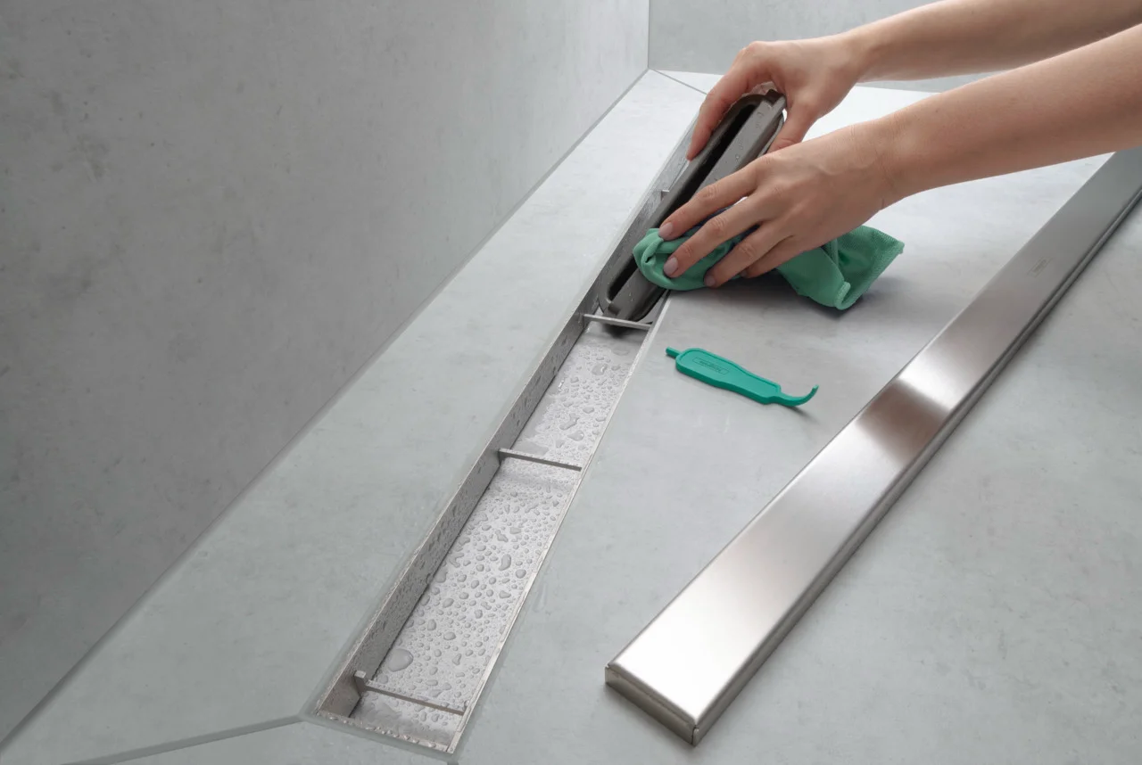 Hansgrohe RainDrain Match Duschrinne 800 mm mit höhenverstellbarem Rahmen, Edelstahl gebürstet Hansgrohe RainDrain Match Duschrinne 800 mm mit höhenverstellbarem Rahmen, Edelstahl gebürstet