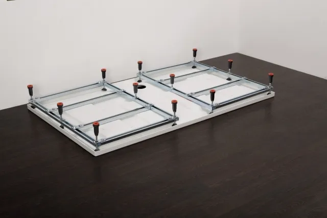 Hoesch Untergestell für Duschwanne „Samar“ 90 × 88 cm Hoesch Untergestell für Duschwanne „Samar“ 90 × 88 cm