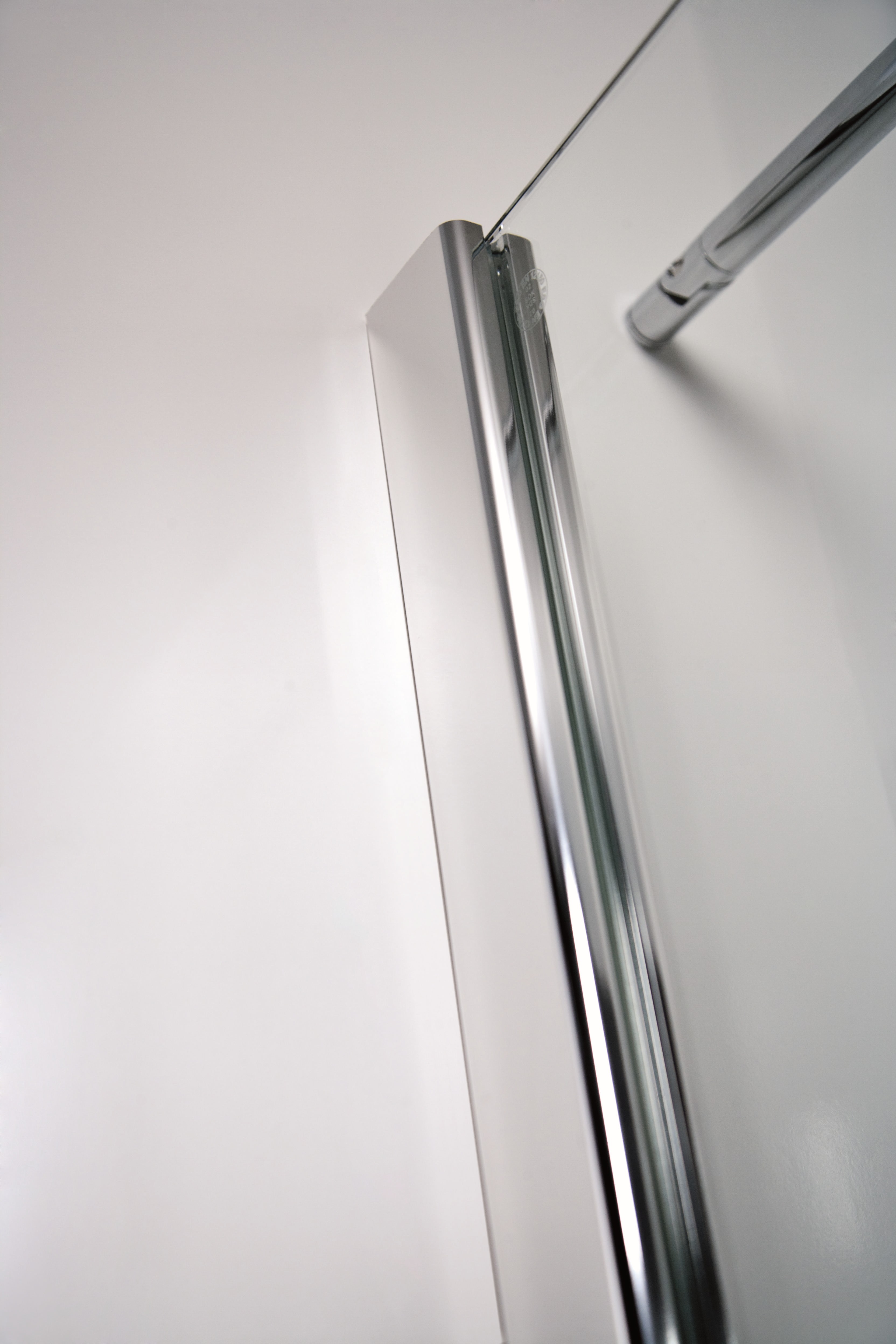 HSK teilgerahmte Drehtür „Premium Softcube“ Glas Nebel, H: 2000 mm HSK teilgerahmte Drehtür „Premium Softcube“ Glas Nebel, H: 2000 mm