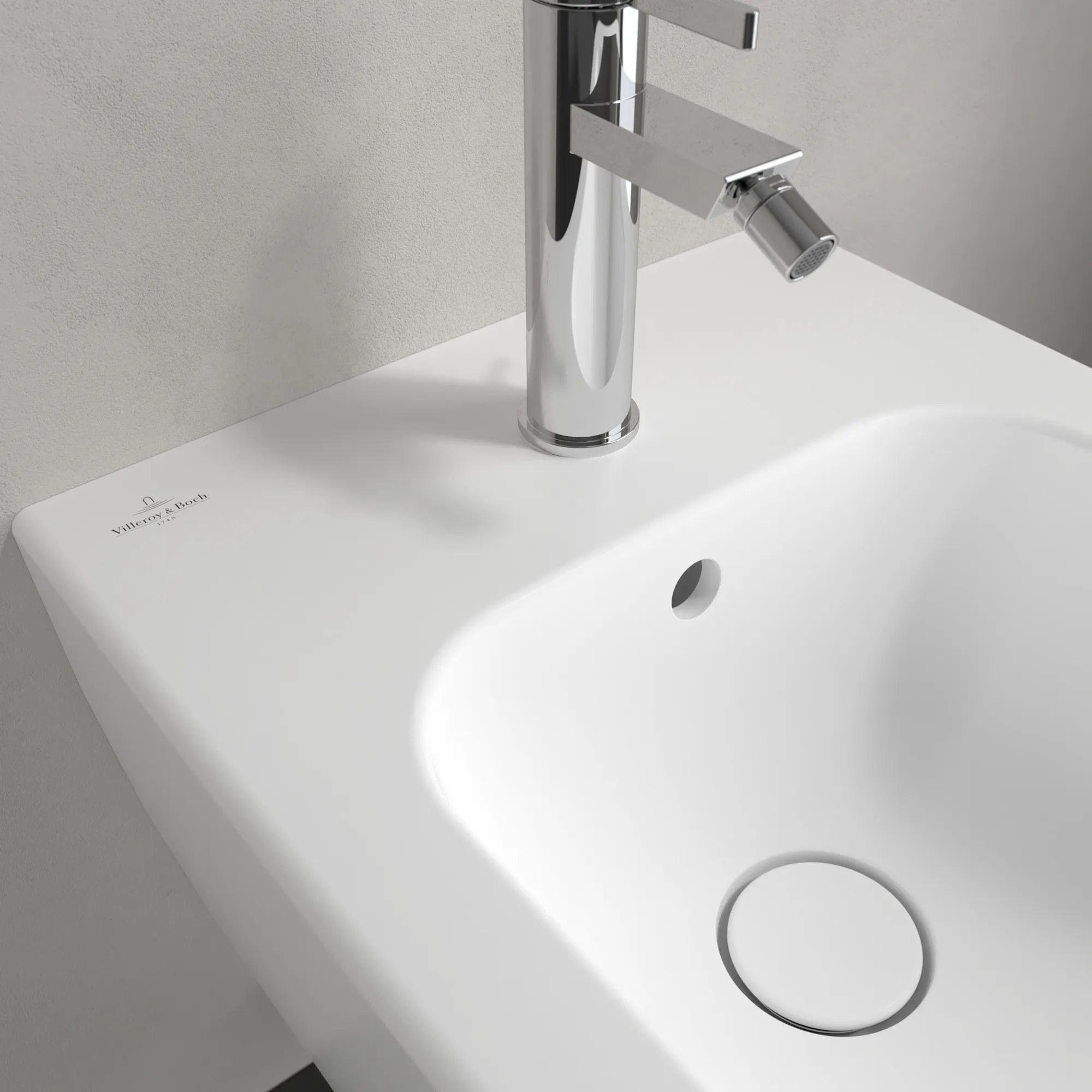 Villeroy & Boch Bidet „Finion“, Befestigung verdeckt, mit Hahnlochbohrung 375 × 320 × 560 mm in Stone White, mit CeramicPlus