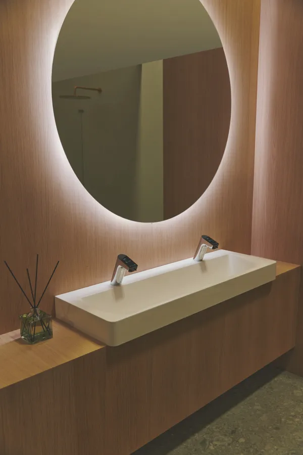 Ideal Standard Spiegel „Conca“ 120 × 120 cm Ideal Standard Spiegel „Conca“ 120 × 120 cm
