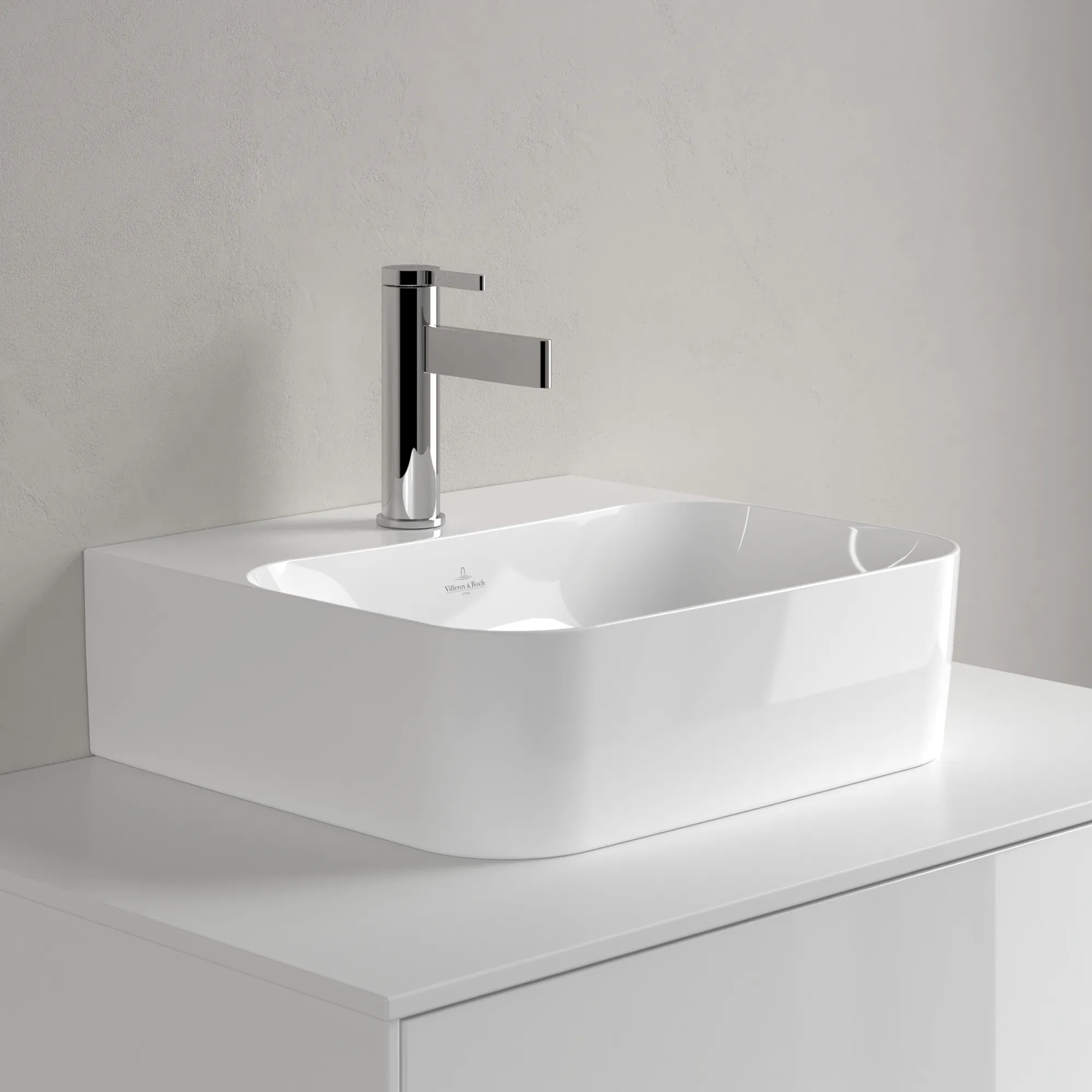 Villeroy & Boch Handwaschbecken aus TitanCeram geschliffen „Finion“ 430 × 390 × 140 mm, mit Hahnlochbohrung, Hahnlochposition mittig in Weiß Alpin, mit CeramicPlus Villeroy & Boch Handwaschbecken aus TitanCeram geschliffen „Finion“ 430 × 390 × 140 mm, mit Hahnlochbohrung, Hahnlochposition mittig in Weiß Alpin, mit CeramicPlus