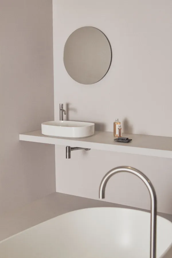 Ideal Standard Linda-X Duo-Badewanne, 1738x850x495mm, Mattweiß Ideal Standard Linda-X Duo-Badewanne, 1738x850x495mm, Mattweiß