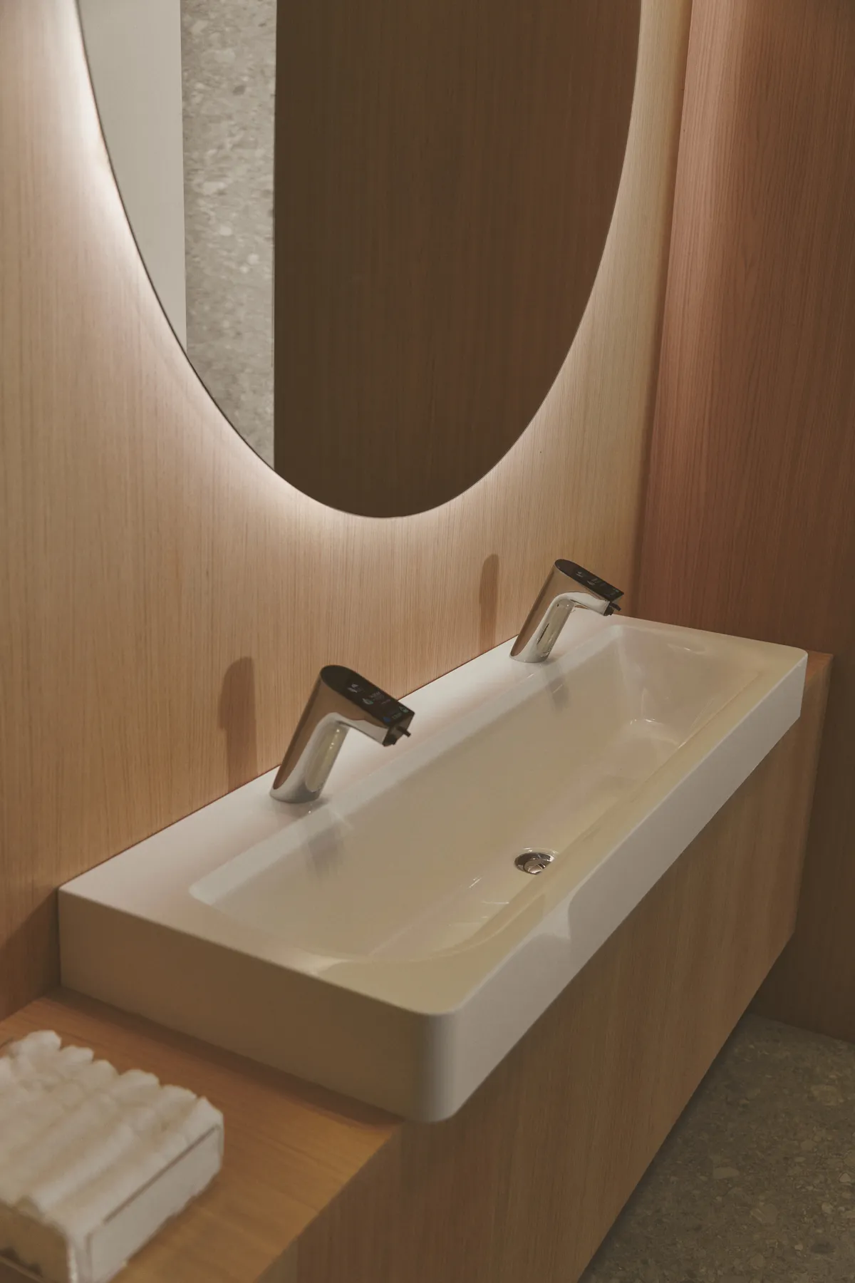 Sensor-Waschtischarmatur Intellimix, mit Seife, Chrom Sensor-Waschtischarmatur Intellimix, mit Seife, Chrom