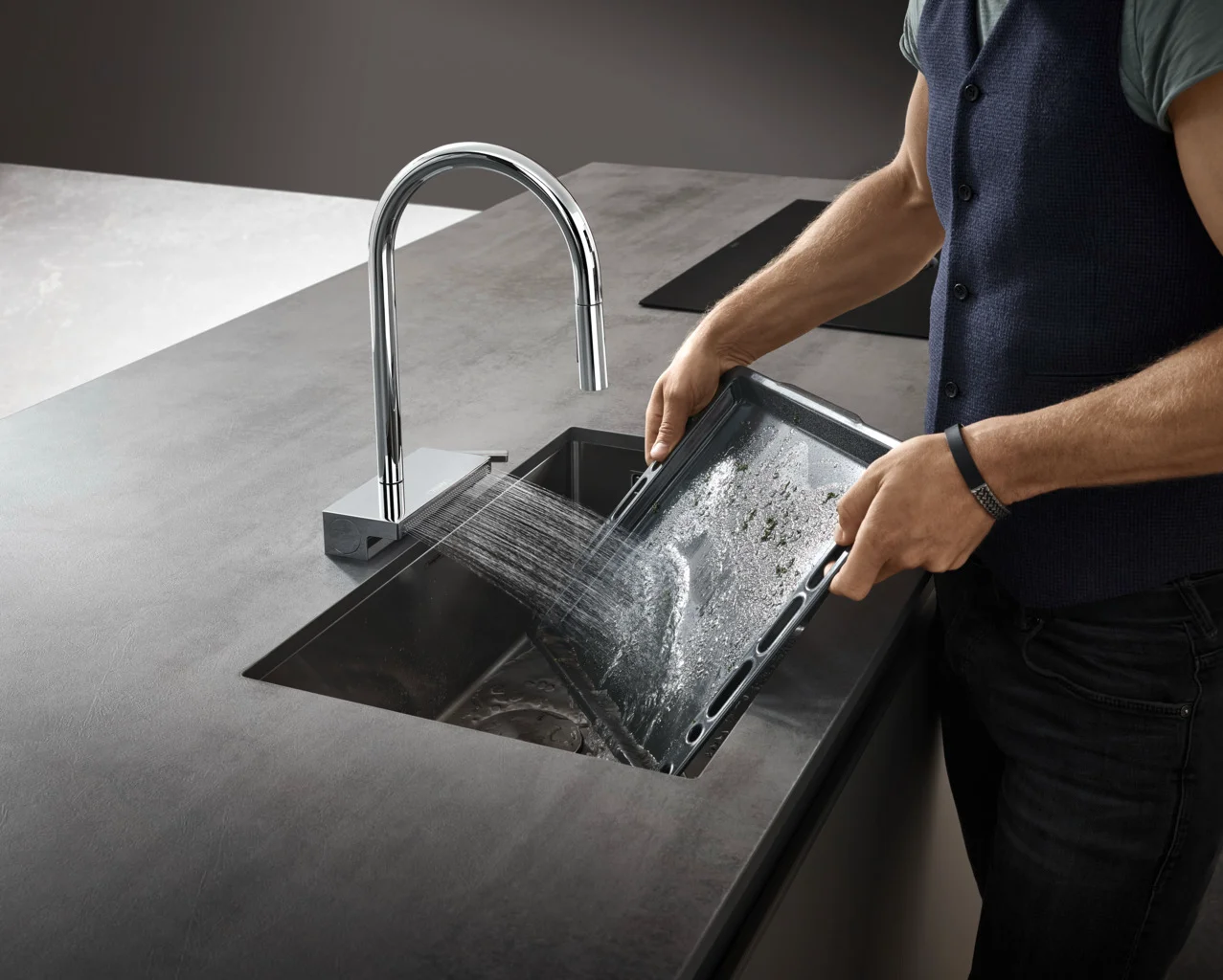 Hansgrohe Aquno Select M81 Einhebel-Küchenmischer mit Ausziehbrause 3jet Chrom, ComfortZone 170, Schwenkbereich einstellbar in 3 Stufen auf 60°, 110° oder 150°, Laminarstrahl, Brausestrahl, SatinFlow, MagFit magnetische Brausehalterung, maximale Durchflu Hansgrohe Aquno Select M81 Einhebel-Küchenmischer mit Ausziehbrause 3jet Chrom, ComfortZone 170, Schwenkbereich einstellbar in 3 Stufen auf 60°, 110° oder 150°, Laminarstrahl, Brausestrahl, SatinFlow, MagFit magnetische Brausehalterung, maximale Durchflu
