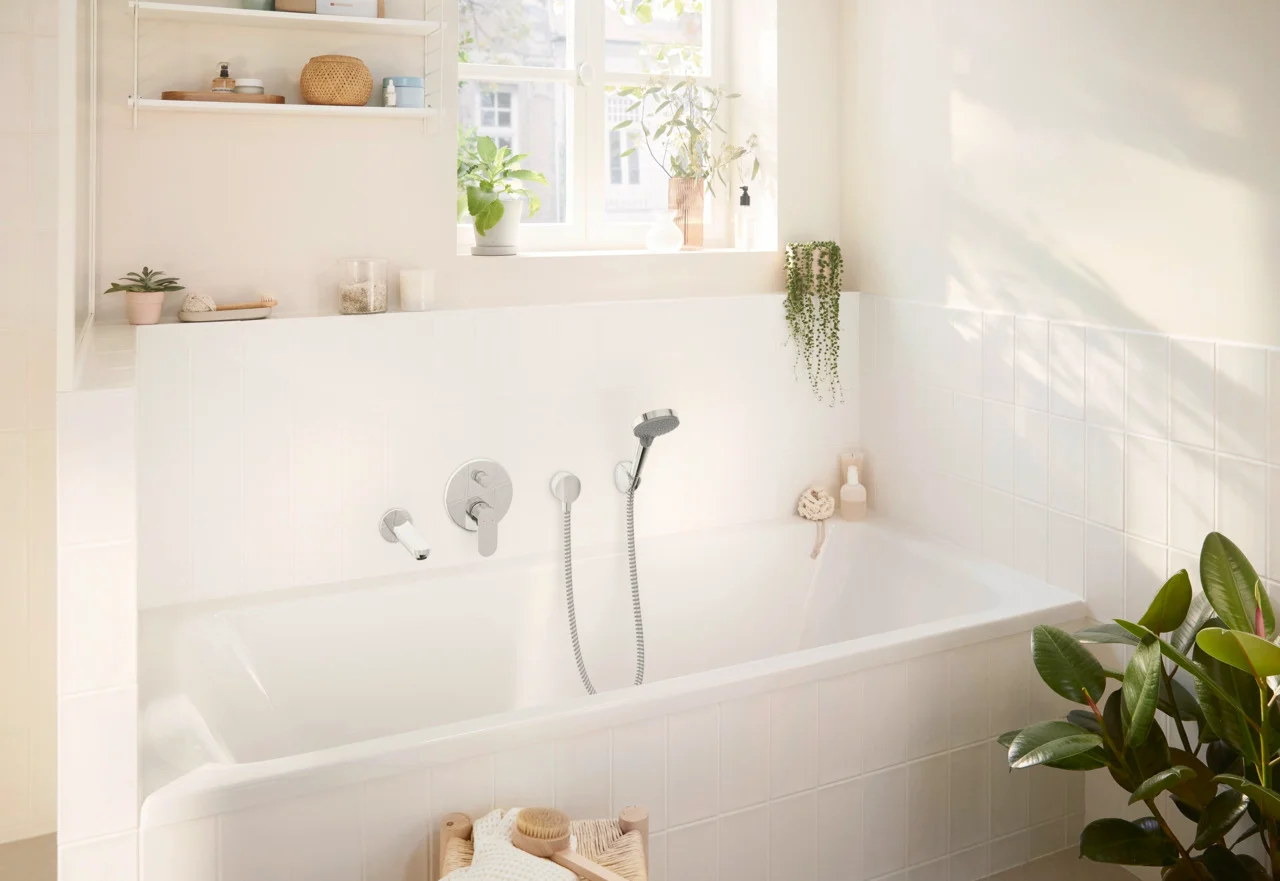 Hansgrohe Rebris S Einhebel-Wannenmischer Unterputz Chrom, 2 Verbraucher, max. Durchfluss 25,6 l/min, Keramikmischsystem, Temperaturbegrenzung einstellbar Hansgrohe Rebris S Einhebel-Wannenmischer Unterputz Chrom, 2 Verbraucher, max. Durchfluss 25,6 l/min, Keramikmischsystem, Temperaturbegrenzung einstellbar