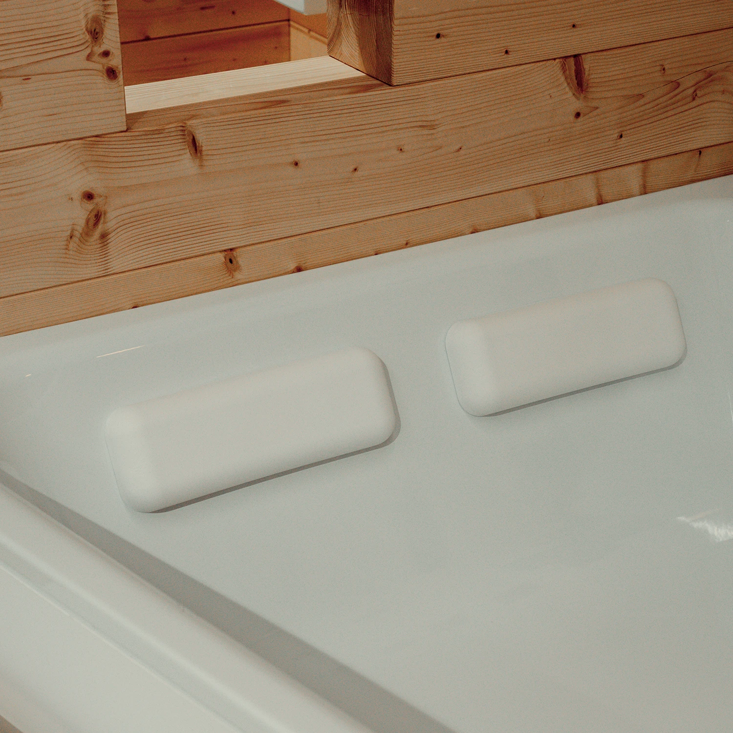 Relax weiß, 2 Stück, Ausstattung / Oberfläche, Badewanne, 330x115x45 mm Relax weiß, 2 Stück, Ausstattung / Oberfläche, Badewanne, 330x115x45 mm