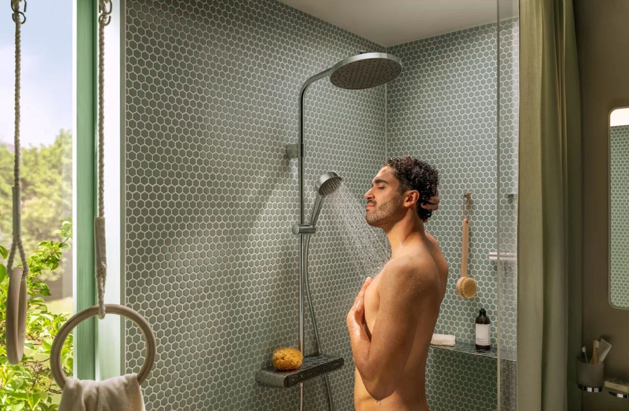 Activera S Showerpipe 240 1jet EcoSmart mit ShowerTablet Select 360 Varia, Oberfläche: Chrom