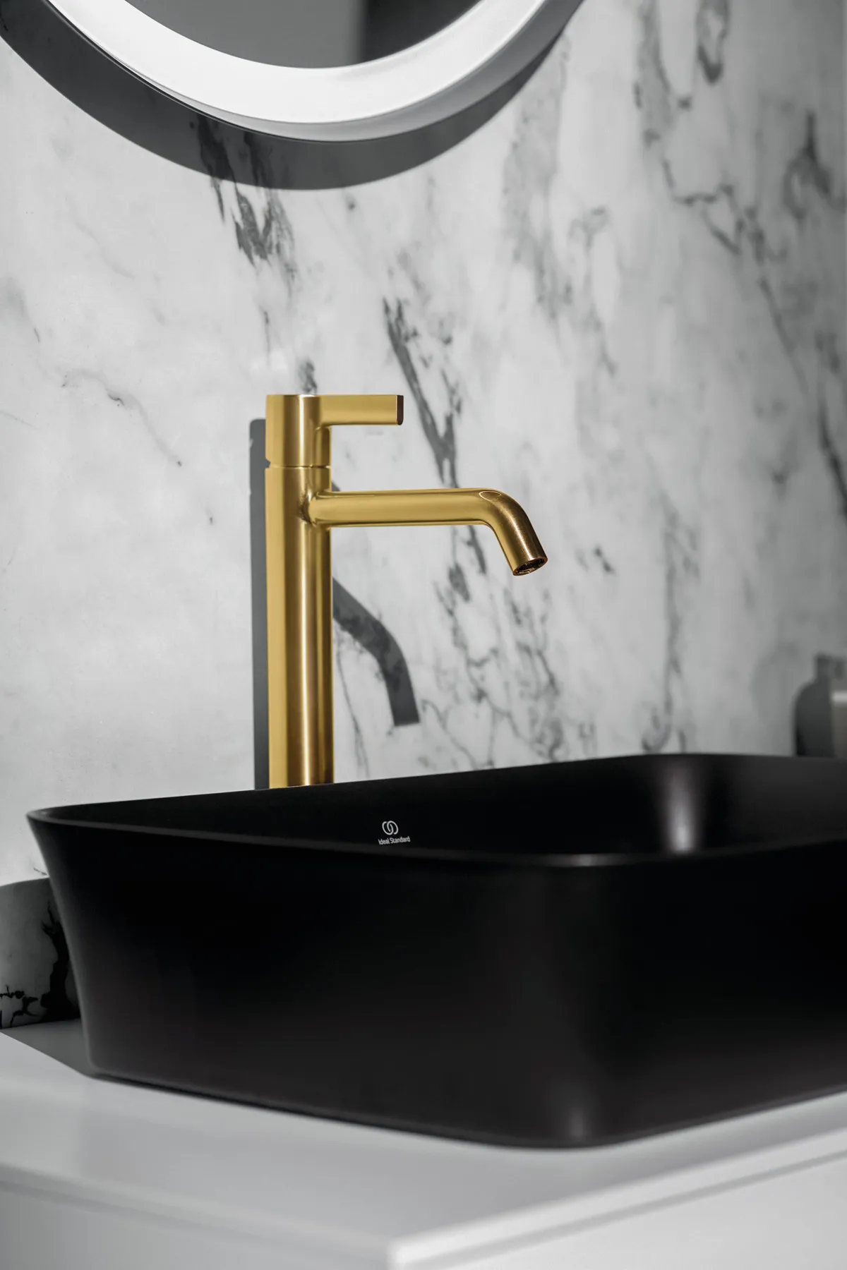 Waschtischarmatur Joy, mit verlängertem Sockel, ohne Ablaufgarnitur, Ausladung 170mm, Brushed Gold Waschtischarmatur Joy, mit verlängertem Sockel, ohne Ablaufgarnitur, Ausladung 170mm, Brushed Gold