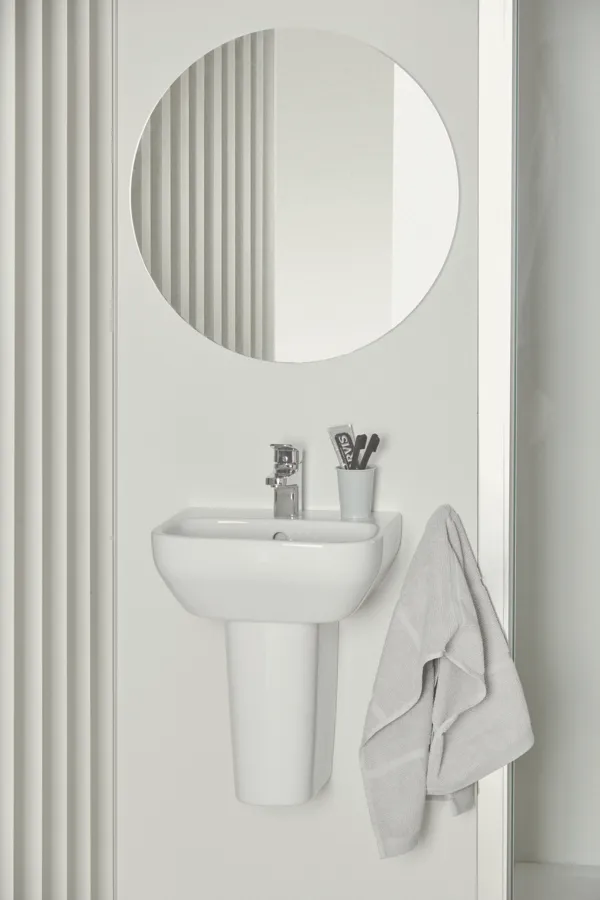 Waschbecken „i.lifeA“ 40 × 36 × 18 cm, Hahnlochposition mittig Waschbecken „i.lifeA“ 40 × 36 × 18 cm, Hahnlochposition mittig