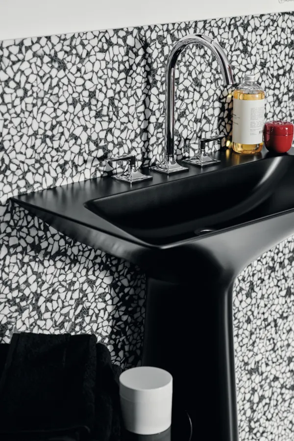 Waschtischarmatur Joy Neo mit Ablaufgarnitur Ausladung 168mm Hebelgriffe Magnetic Grey Waschtischarmatur Joy Neo mit Ablaufgarnitur Ausladung 168mm Hebelgriffe Magnetic Grey