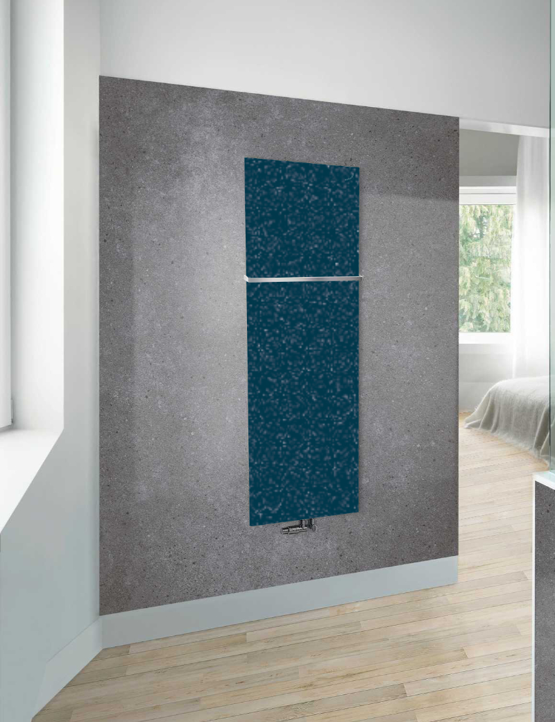 Zehnder Design-Elektroheizkörper „Fina Lean Bar“ 50 × 130 cm in Blue Night