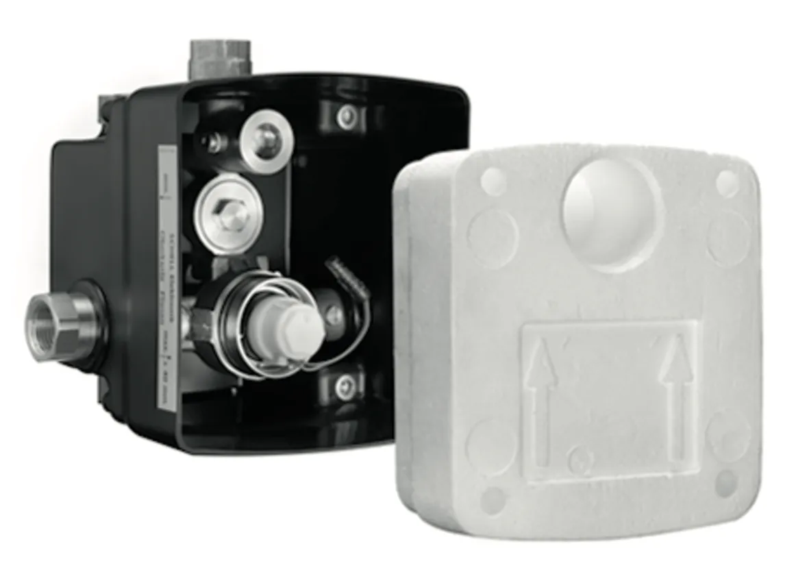 Unterputz-Masterbox WBD-E-V, Vorgemischtes Wasser, Masterbox, Vorfilter, RFV, DN 15 G 1/2 IG, DN 15 G 1/2 IG, B 138 mm x H 149 mm x T 140 mm